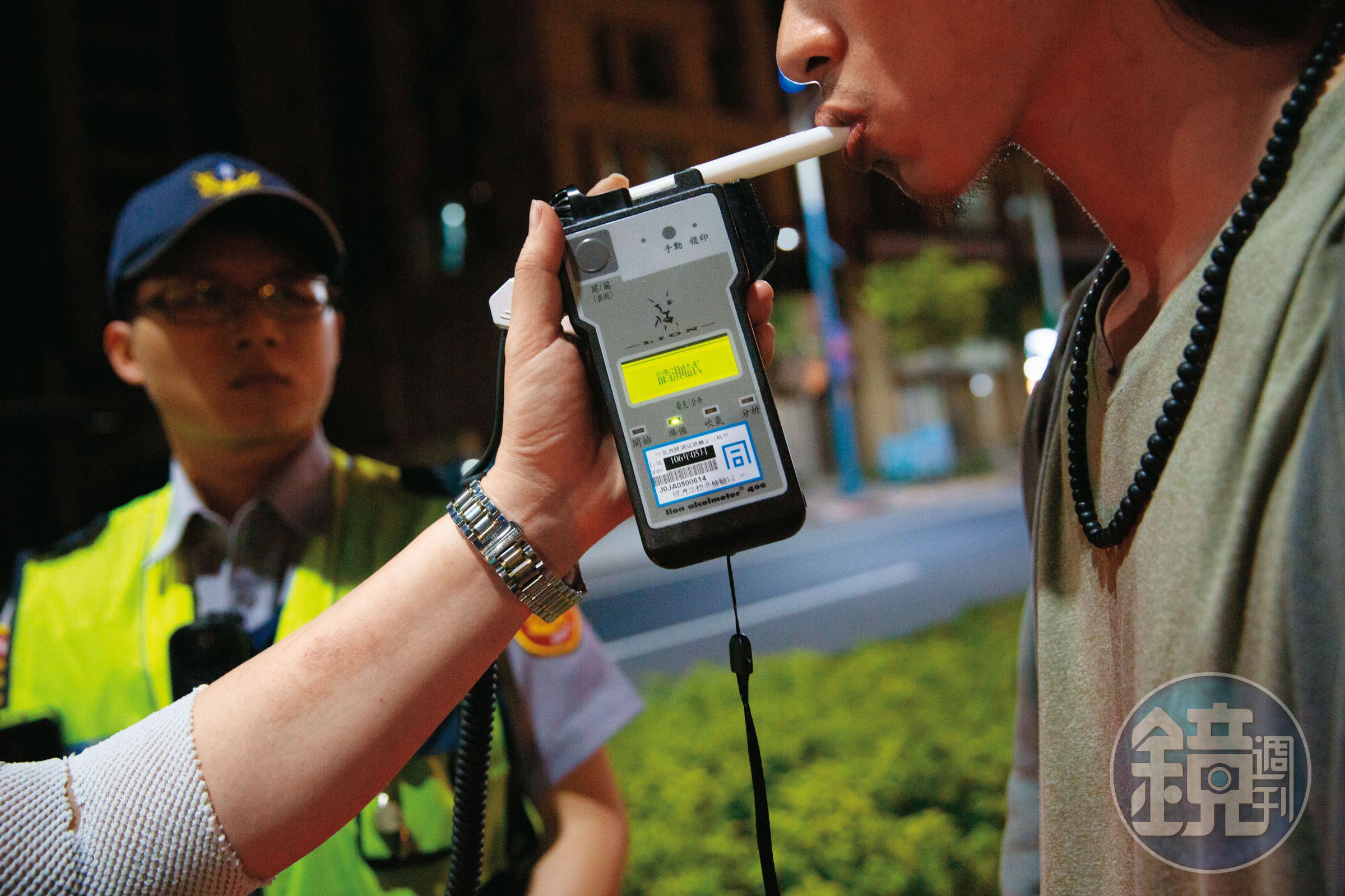軍情局1名中尉軍官上月初酒駕，遭警方查獲，移送法辦。