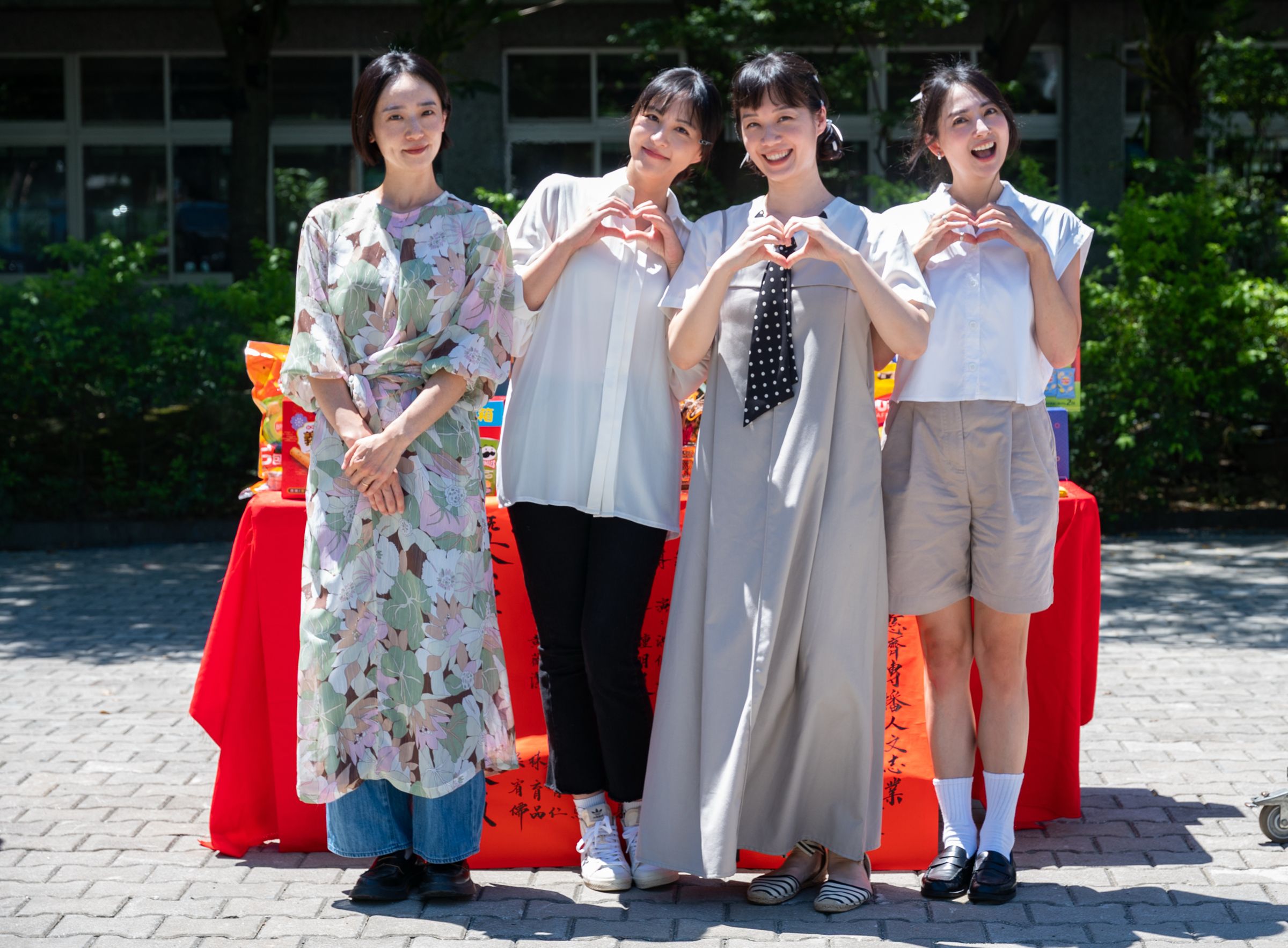魏蔓的閨蜜由許乃涵、林子熙和阿喜大擔綱。(大愛提供)