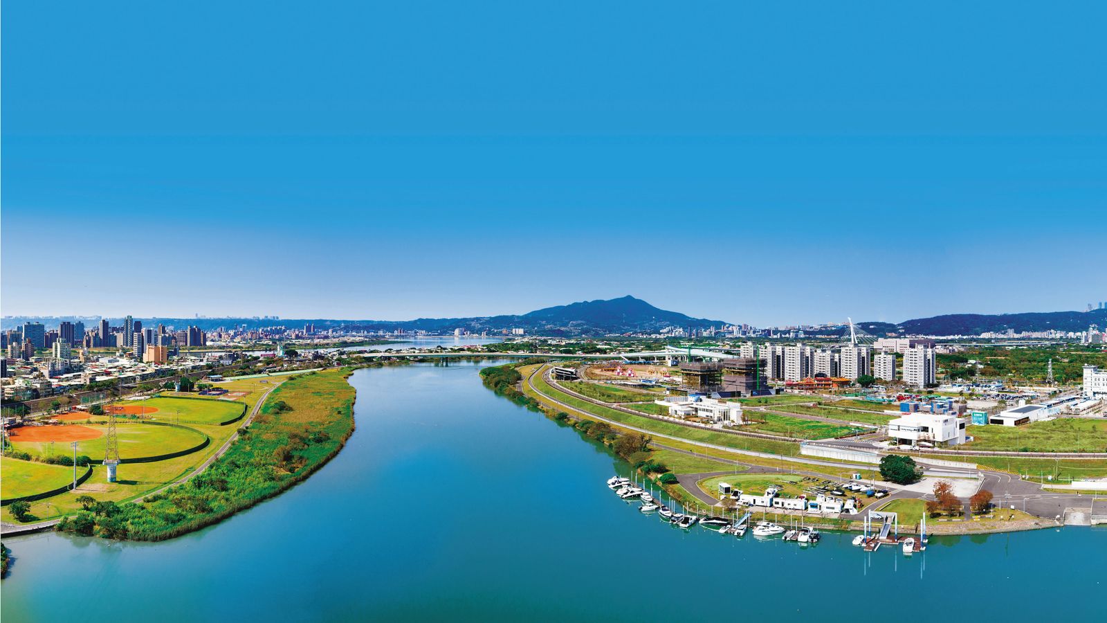 蔡錫全看好北士科新洲美段擁有開闊視野與自然景觀，除了織川外，明年將在此區推出第二案。（佳元建設提供）