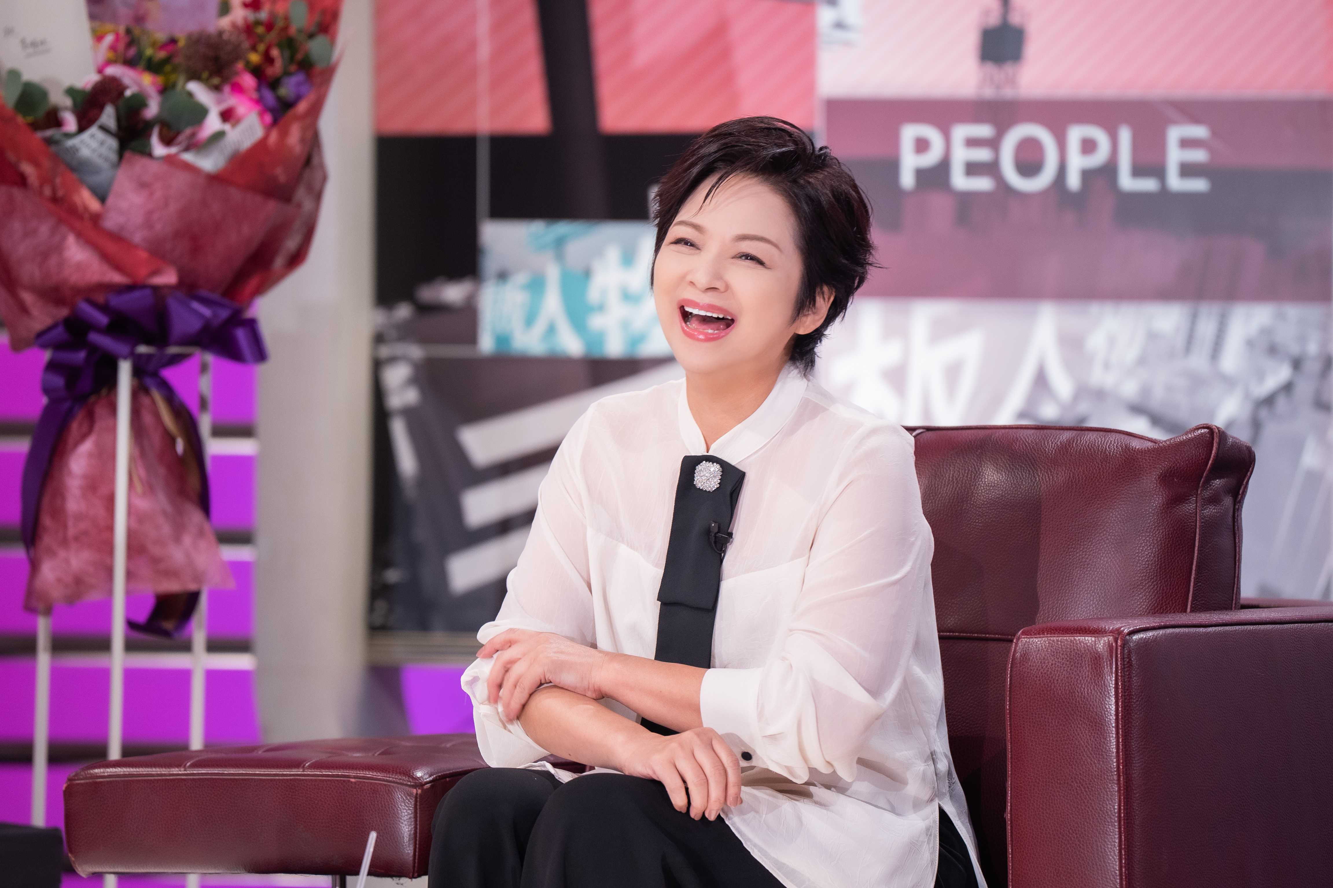 楊貴媚上節目接受專訪。（TVBS提供）