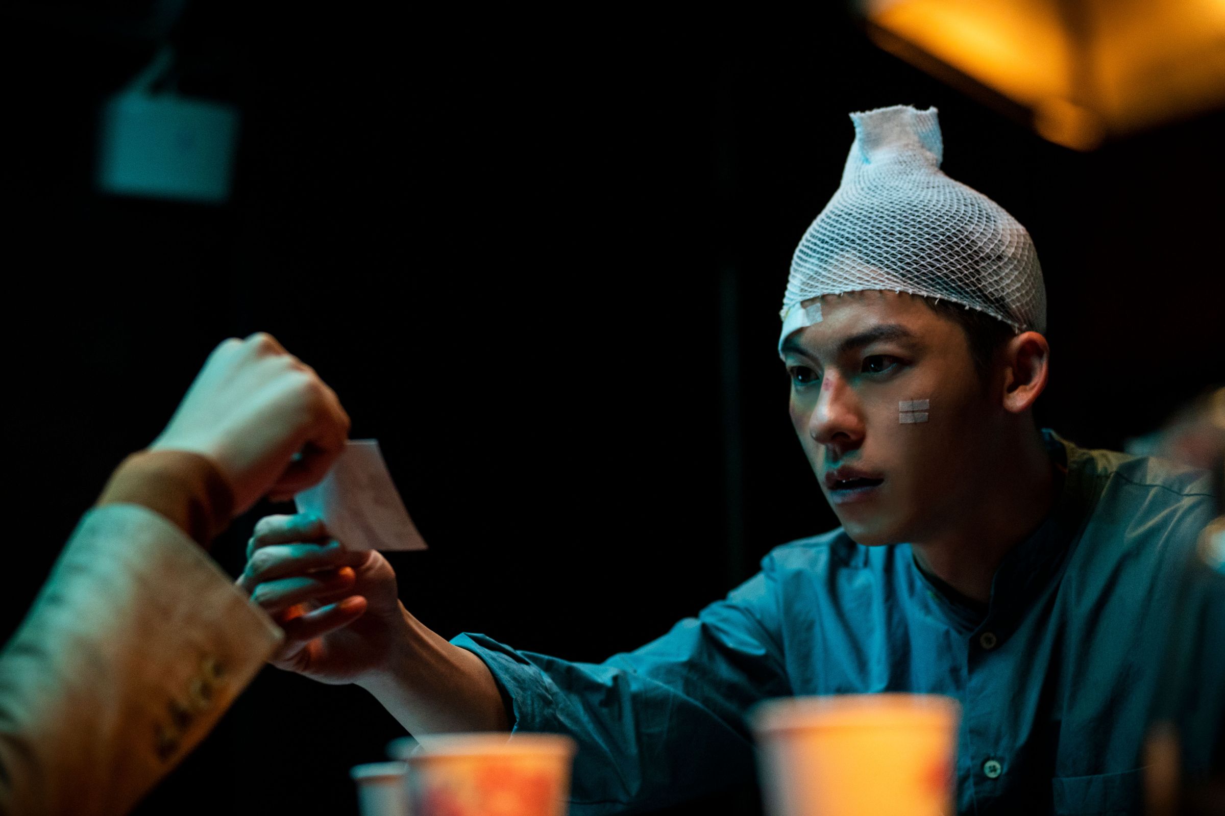 《正港分局》許光漢回歸再度詮釋直男刑警。(NETFLIX提供)