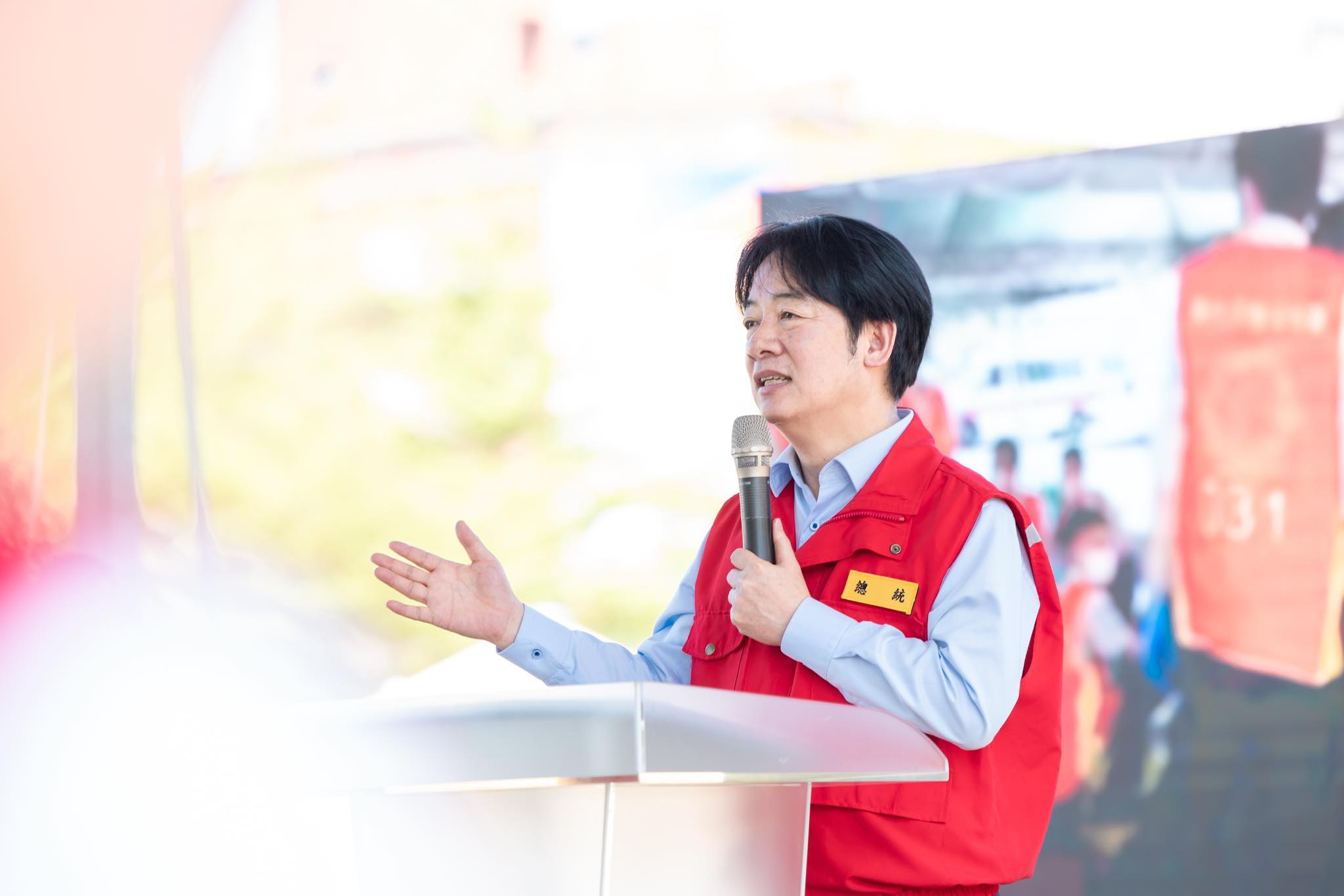 對於中共對台軍演，總統府表示，總統賴清德第一時間已經指示國安與國防等單位嚴密應處，對於相關狀況皆有全面掌握。（翻攝自臉書@賴清德）