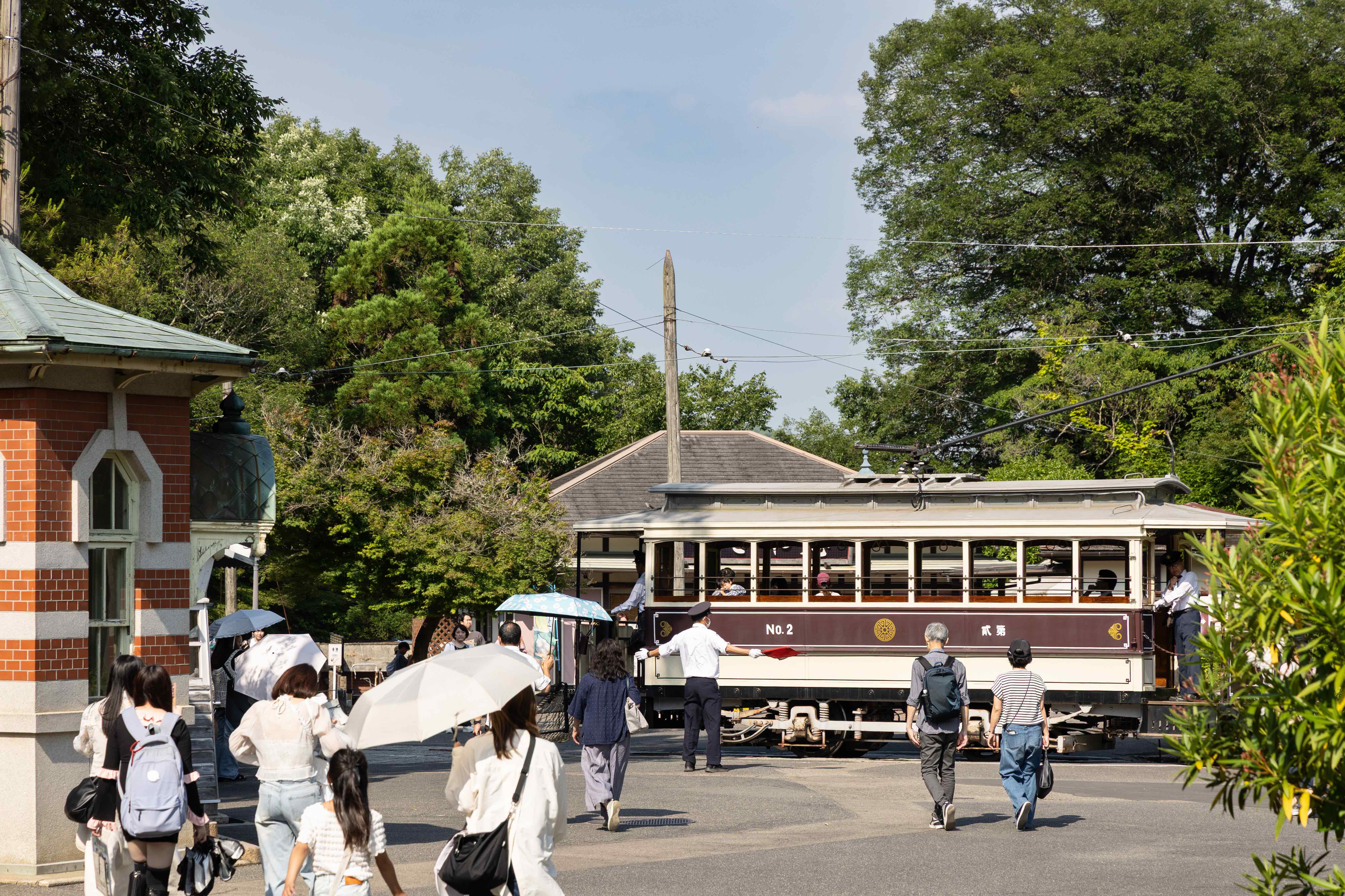 園區裡行駛的「京都市電」是日本最早期路面電車之一。