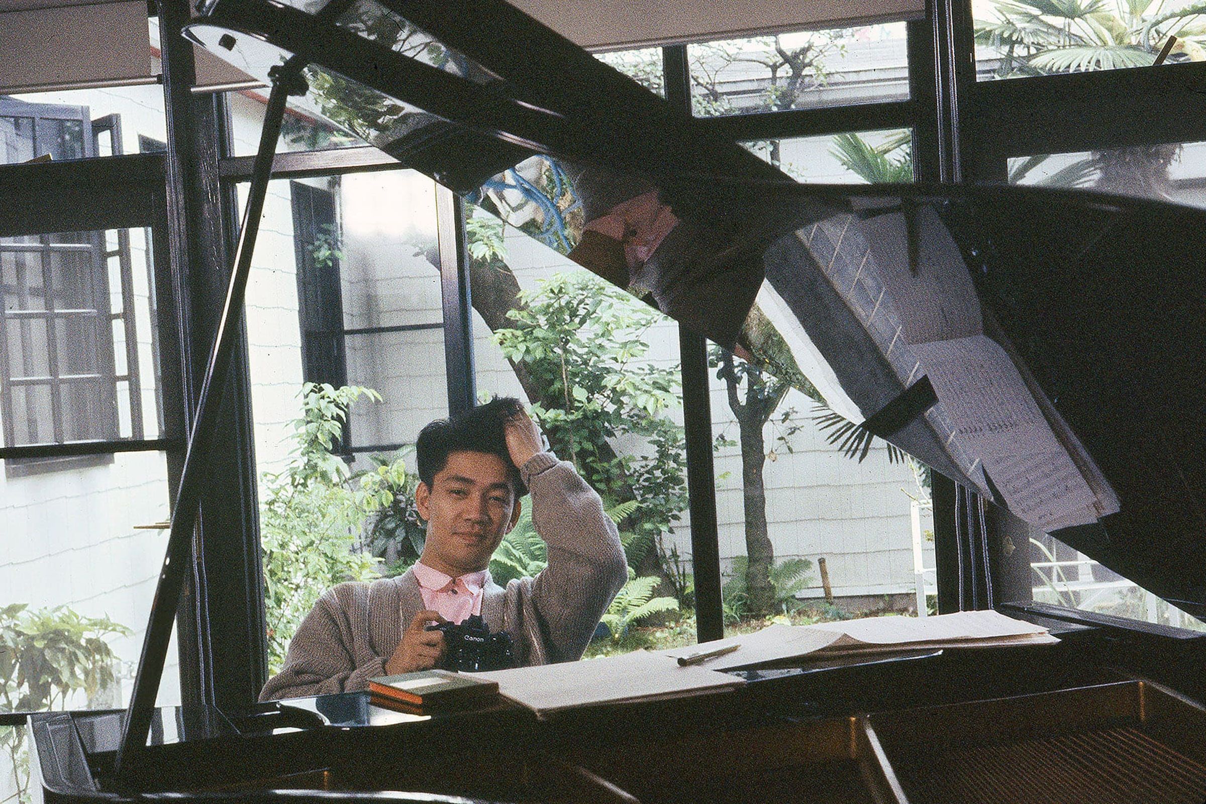紀錄片《坂本龍一：東京旋律》4K修復版即將在台上映。（佳映娛樂提供）