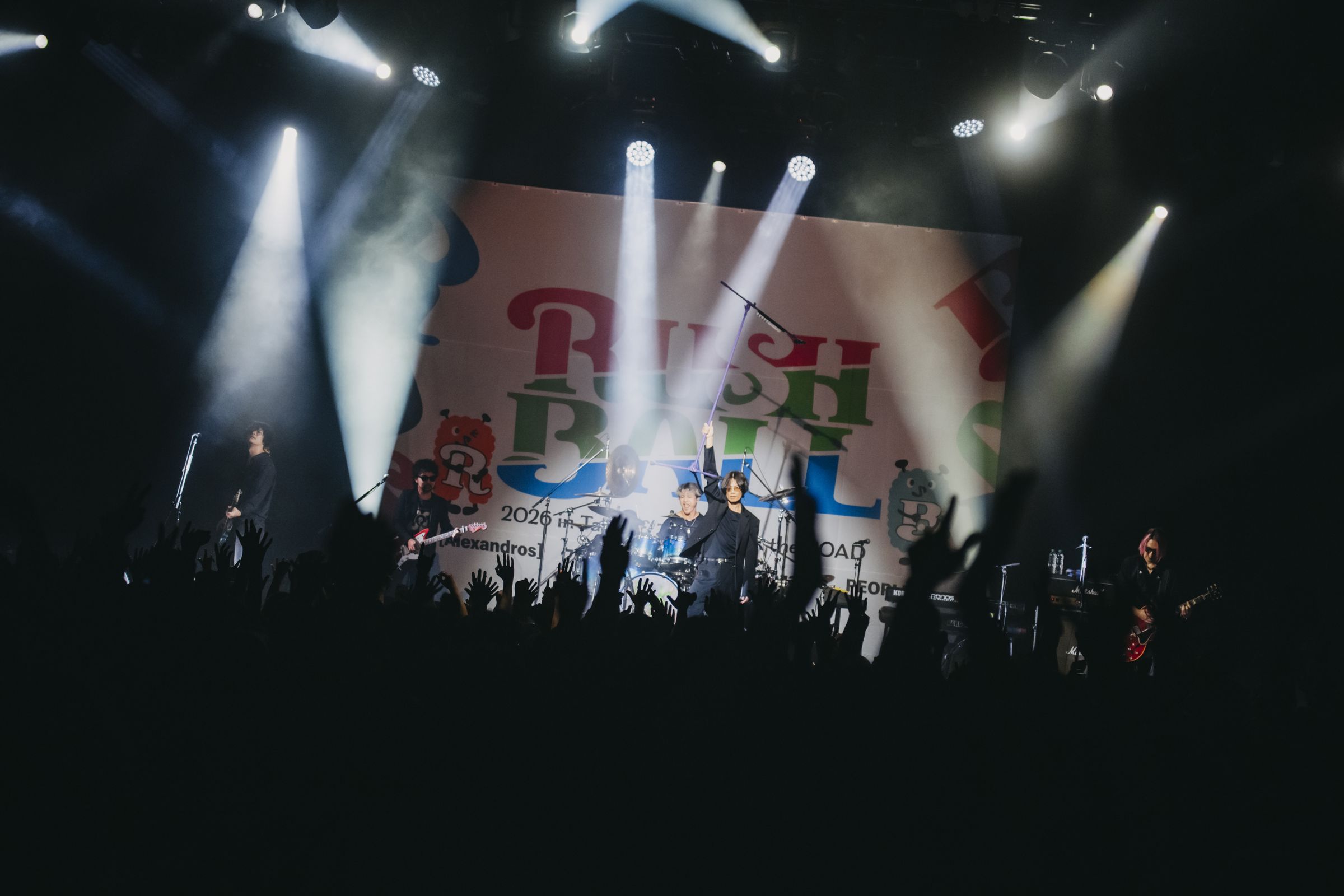 RUSH BALL 2026集結PEOPLE 1、CreepHyp、04 Limited Sazabys、[Alexandros]，連續兩天在台北、台中掀起J-Rock熱潮。（好玩專賣店提供）