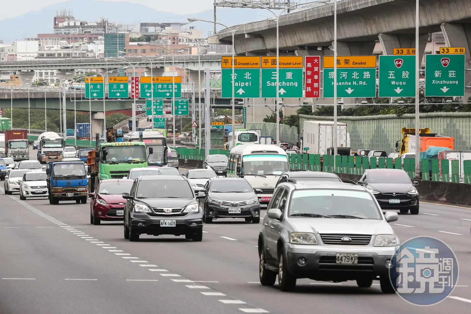 收假日國道車潮預估為平日1.1倍,11處地雷路段一次看。(本刊資料照)