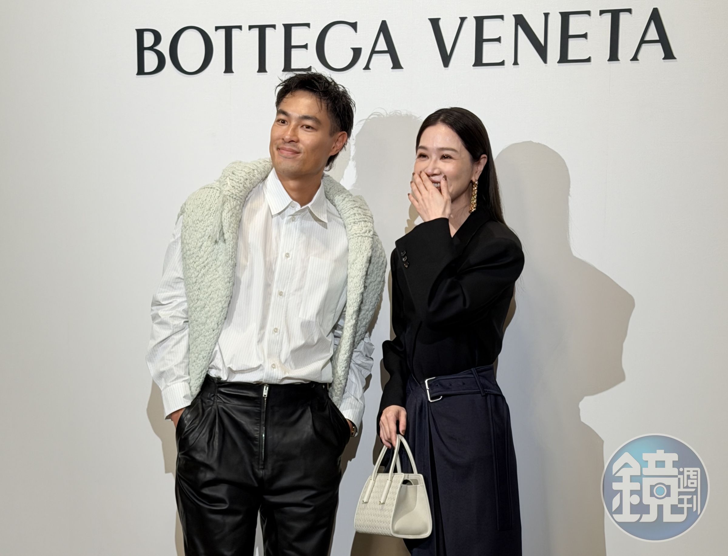 (左起)楊祐寧與謝盈萱出席BOTTEGA VENETA 2026秋冬系列發表會。(陳慧明攝)