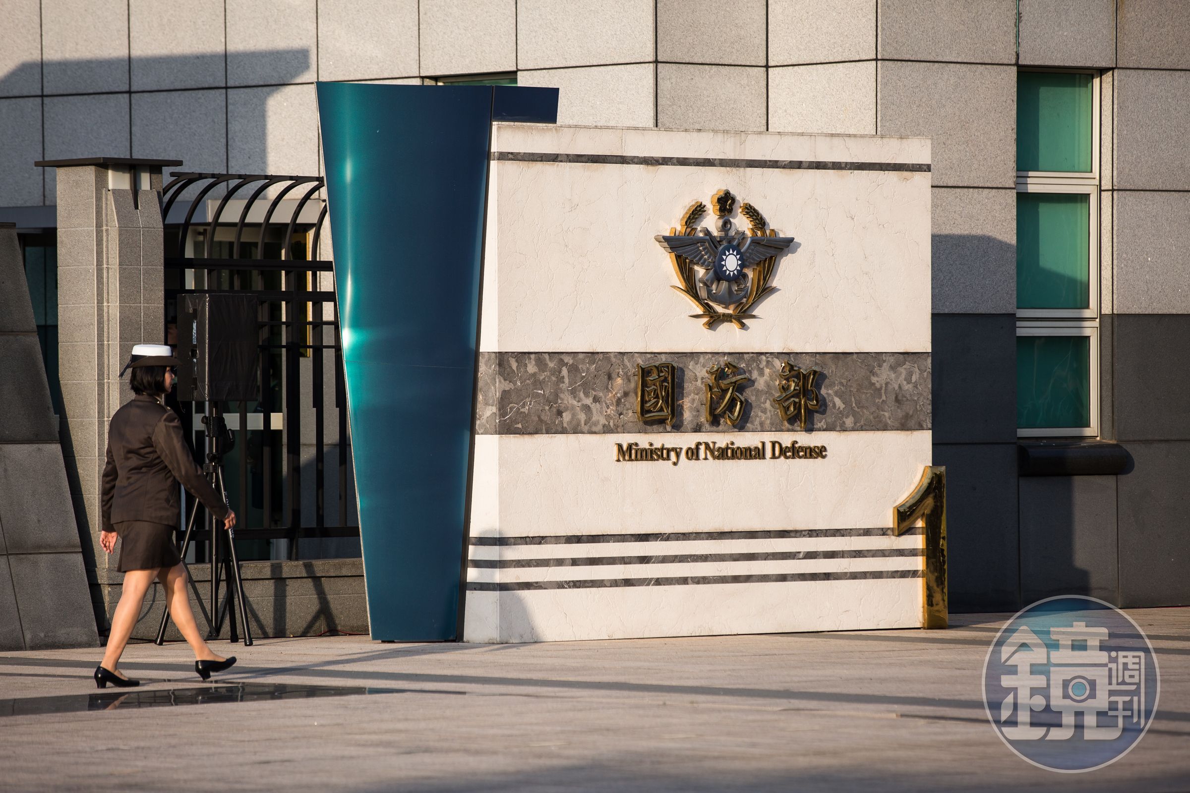 今(31日)國防部博愛大樓有士兵墜樓身亡,這已是國軍今年發生的第18起自傷案。
