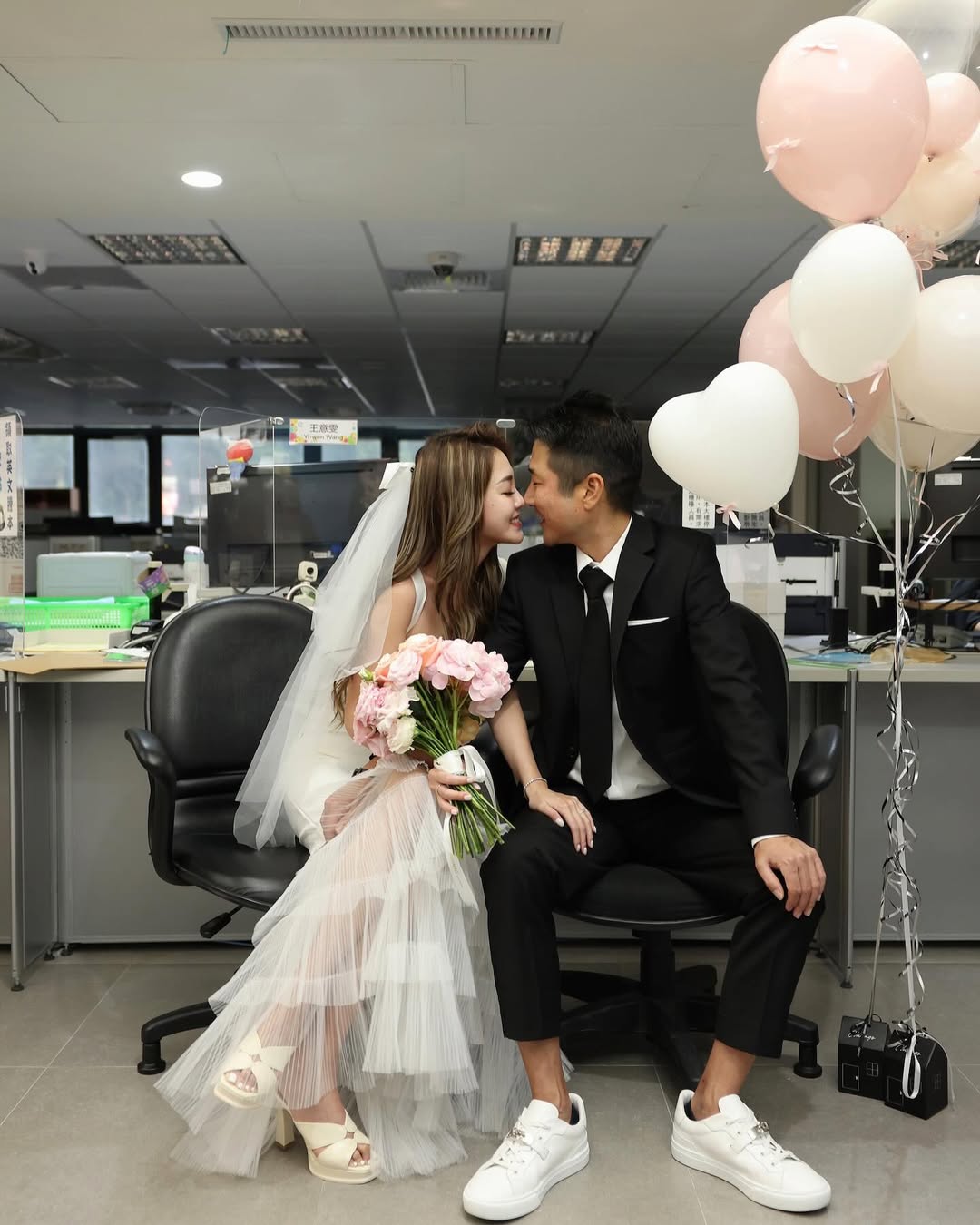 林千又3月與富商老公登記結婚。（翻攝林千又IG）