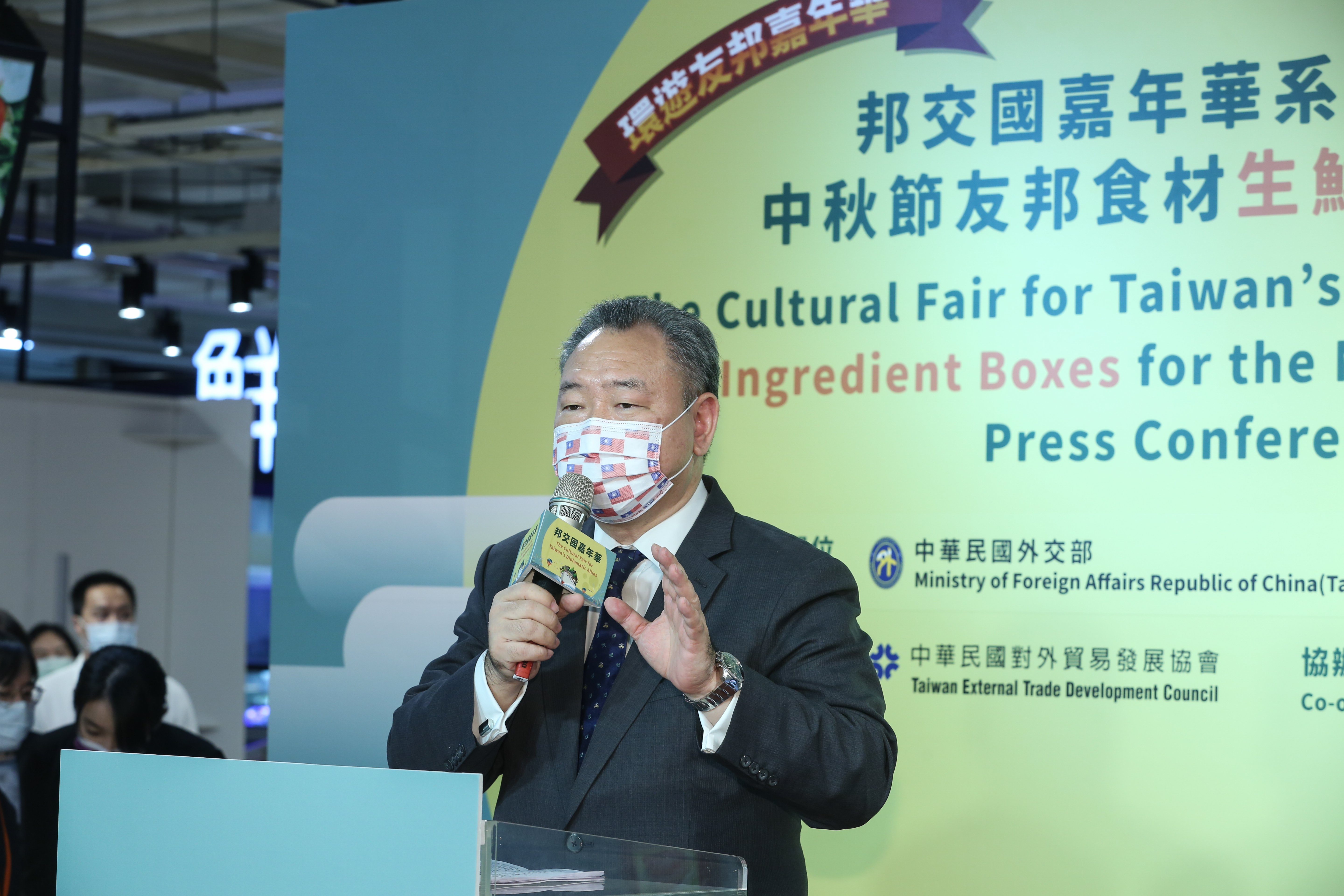 駐美代表俞大㵢遭爆亂花公帑爭議，對此他在美國親上火線解釋。（本刊資料照）