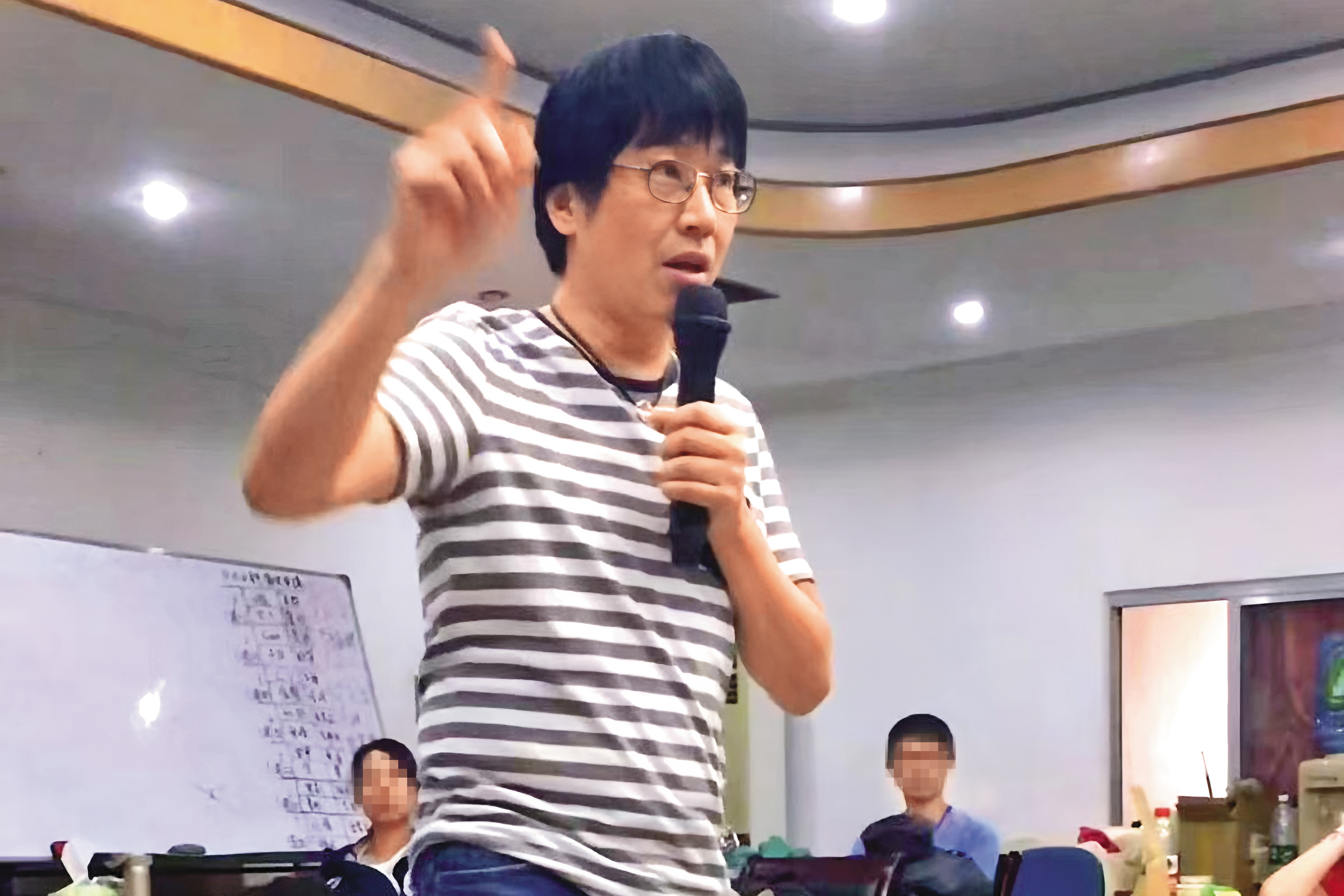 知名動物行為治療專家戴更基開班授課，學費高達20萬元，卻遭到學員控訴言語性騷擾。（讀者提供）