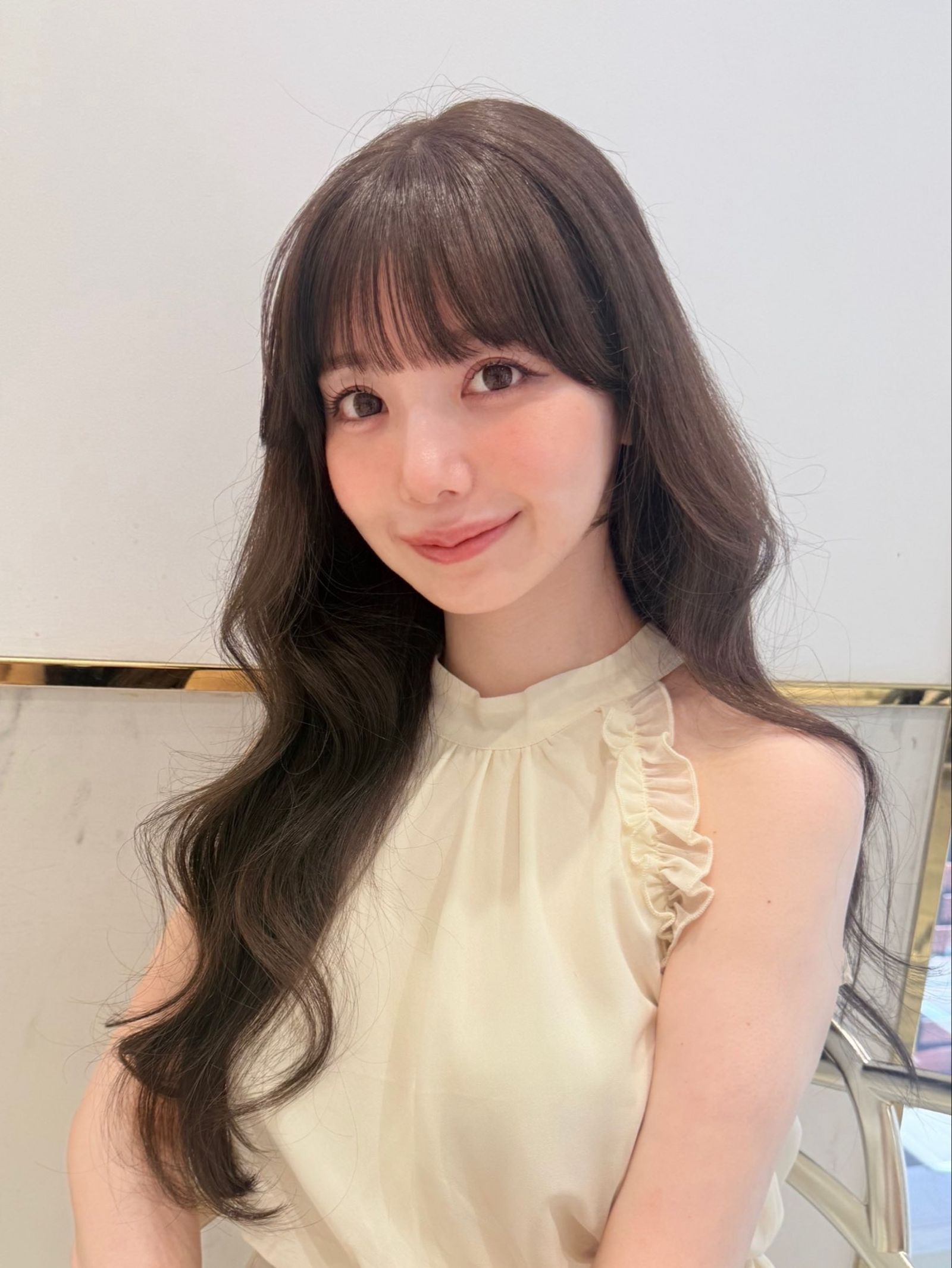 日本一名護理師透過整形蛻變成正妹，大方公開黑歷史，讓大家對比前後差異。（翻攝自X@nepi_first）