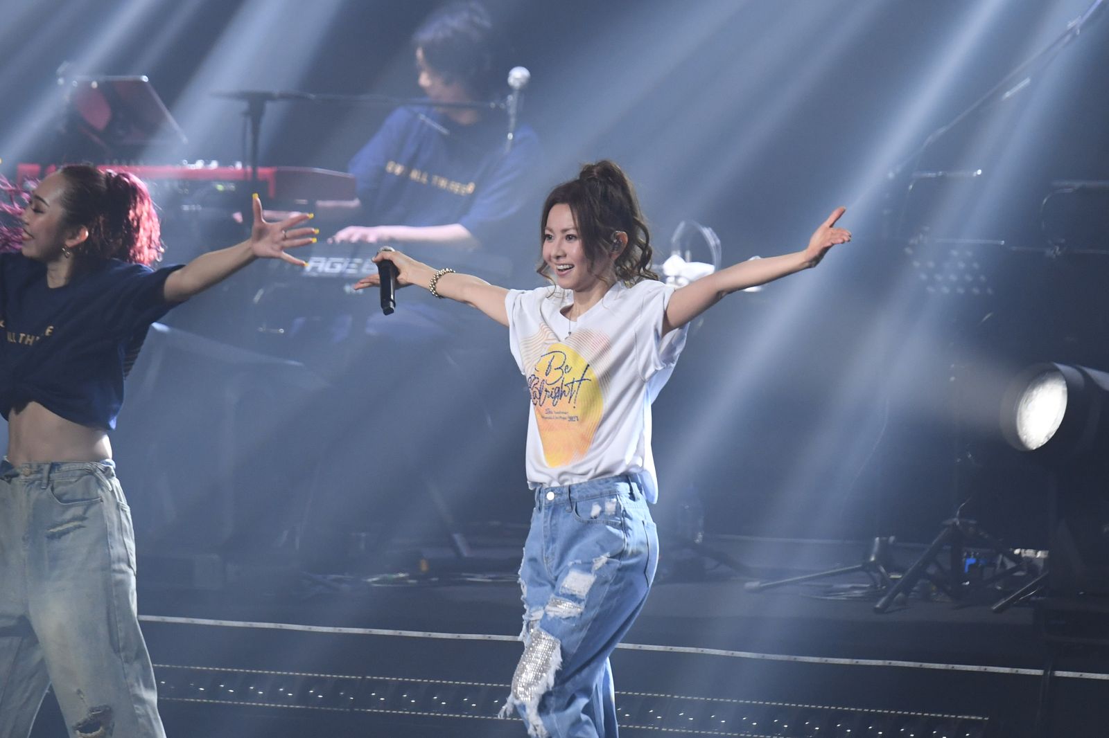 日本傳奇歌姬倉木麻衣非常想念台灣歌迷,明年2月15、16日兩場演唱會期待與大家見面。(華貴娛樂提供)