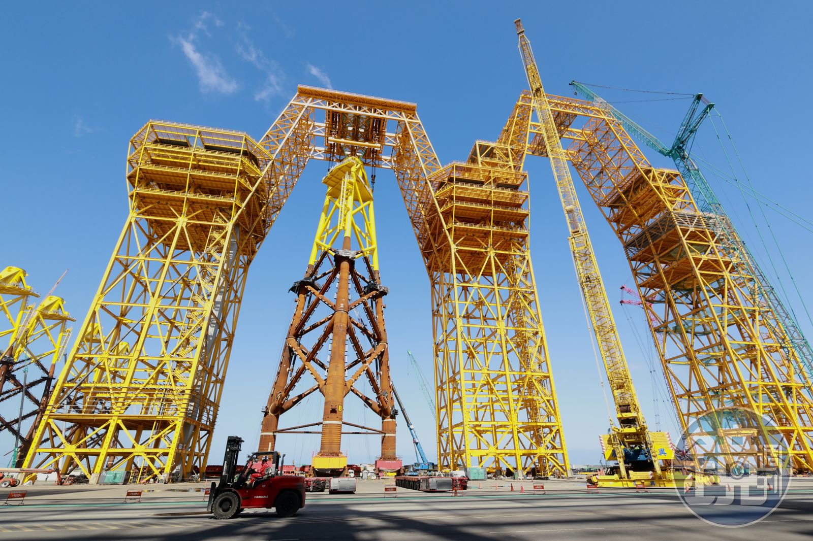 直擊超百米「護國神柱」 CIP渢妙離岸風場拚2027年如期完工