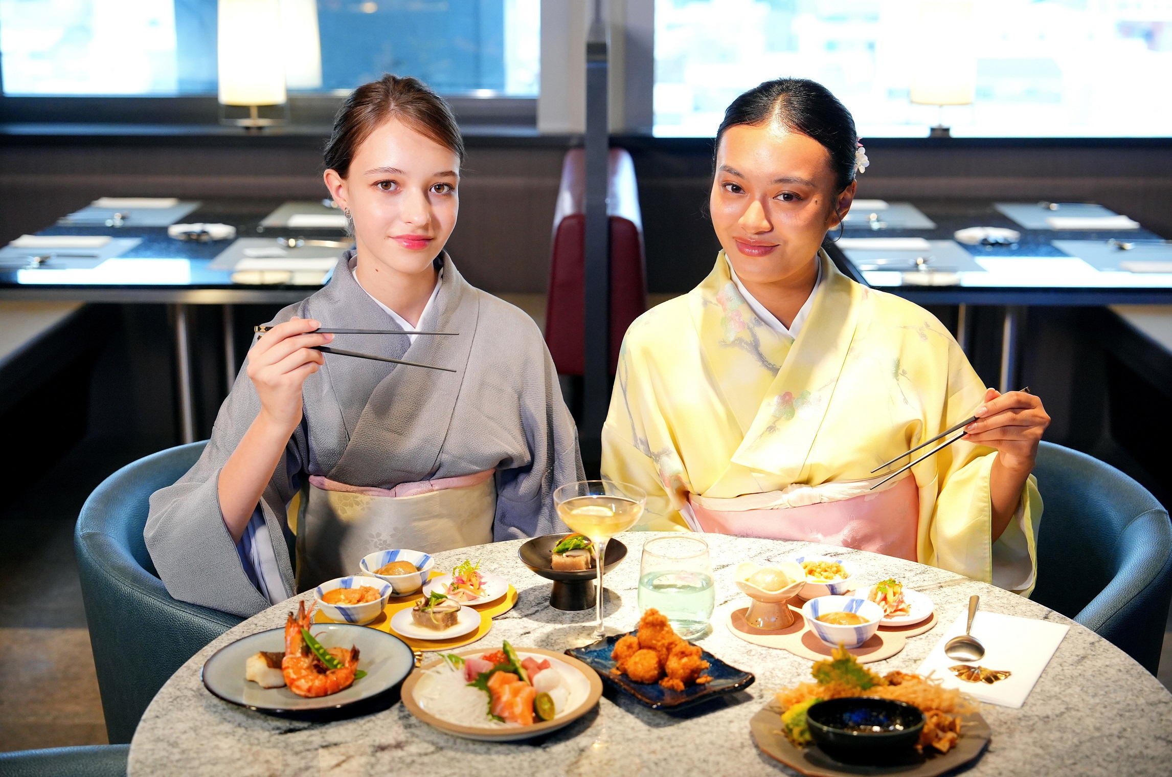 旭集和食集錦正式插旗美食之都－府城台南，將推出開幕期間限定活動「南城夏祭」，邀請民眾穿上浴衣或和服前來用餐。（攝影組）