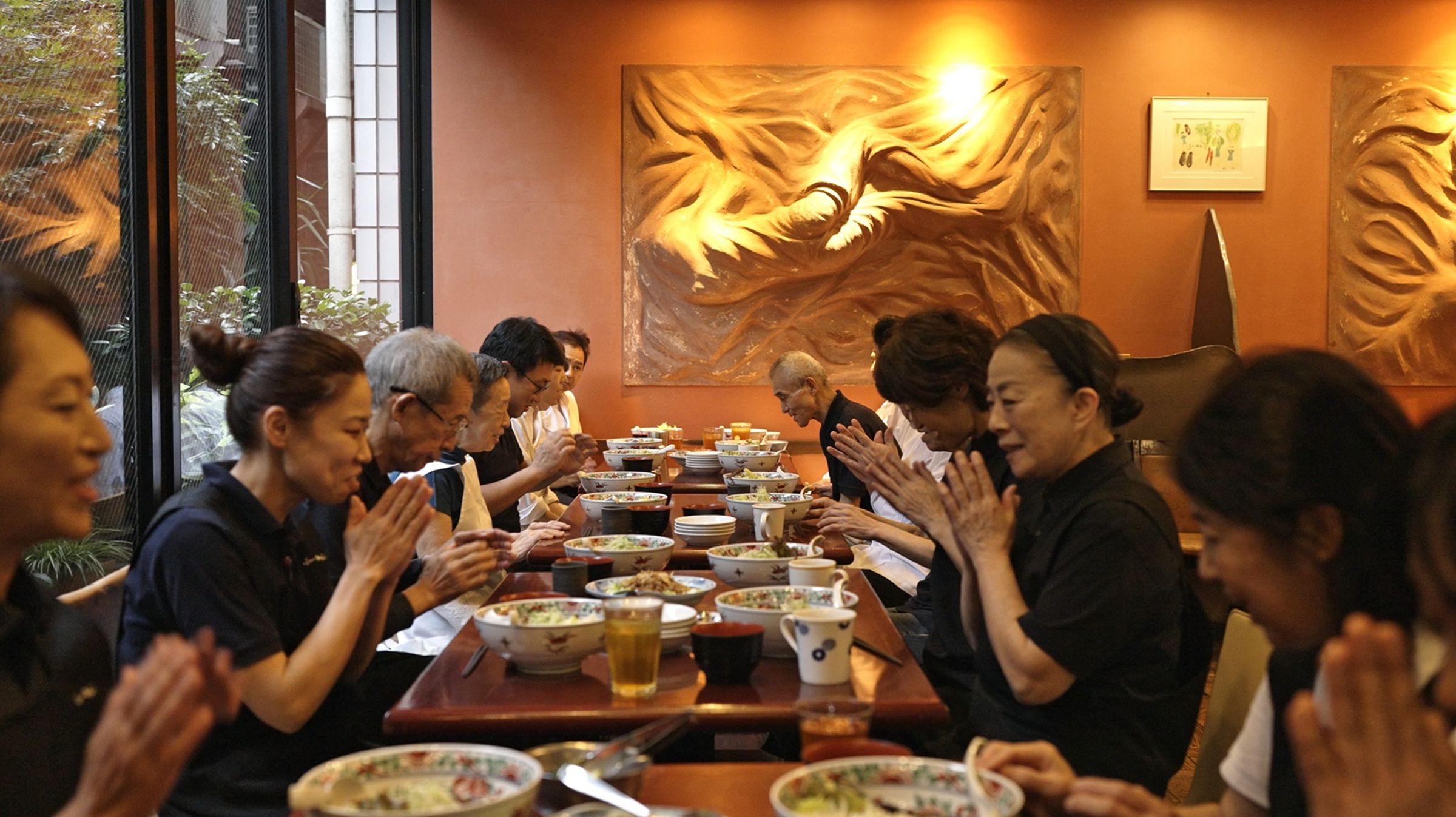 位於東京南青山小原流會館地下的「Fumin」是一間超人氣食堂。 （希望影視行銷提供）
