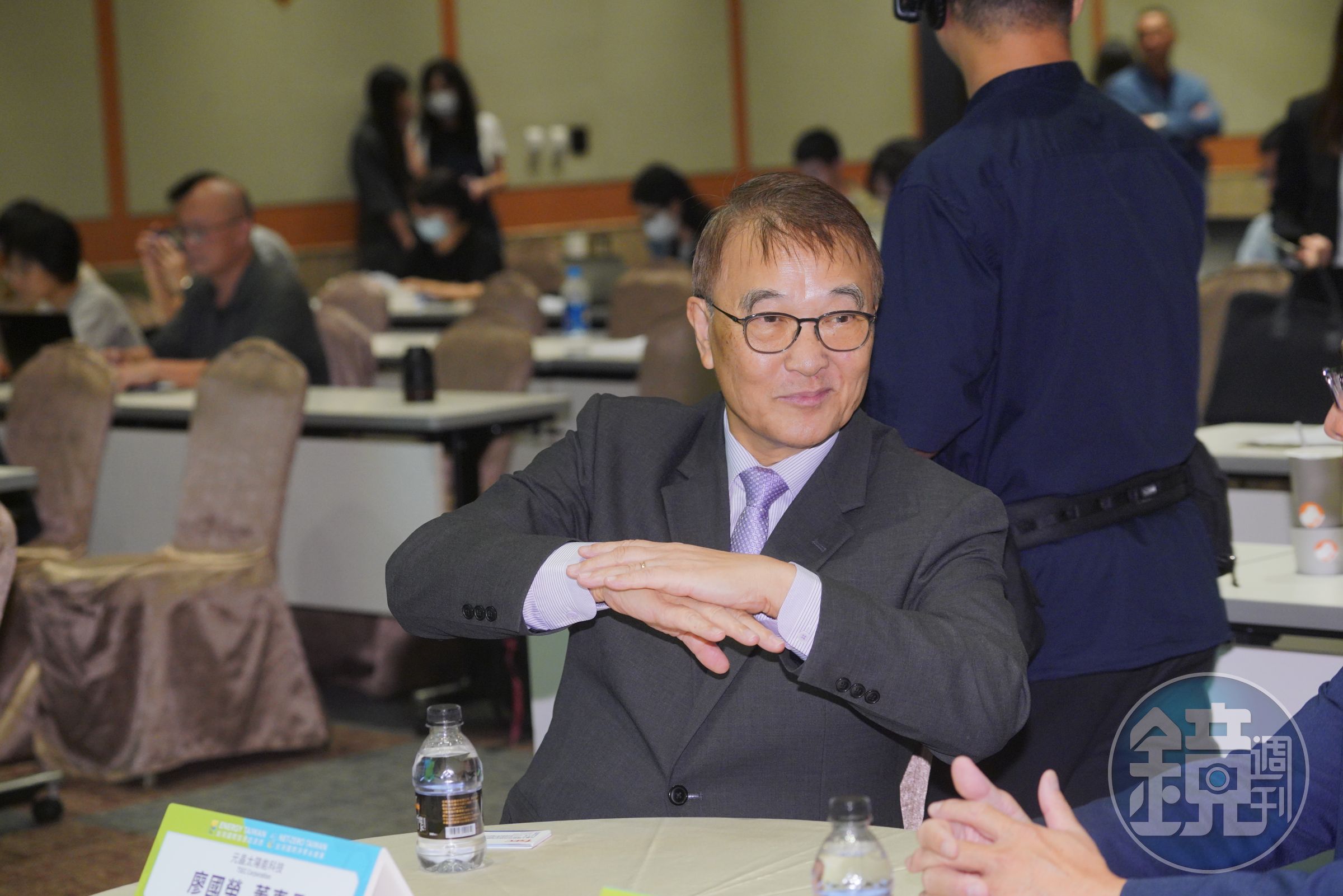 元晶董事長廖國榮認為,現在太陽能產業正邁入量子電池時代。