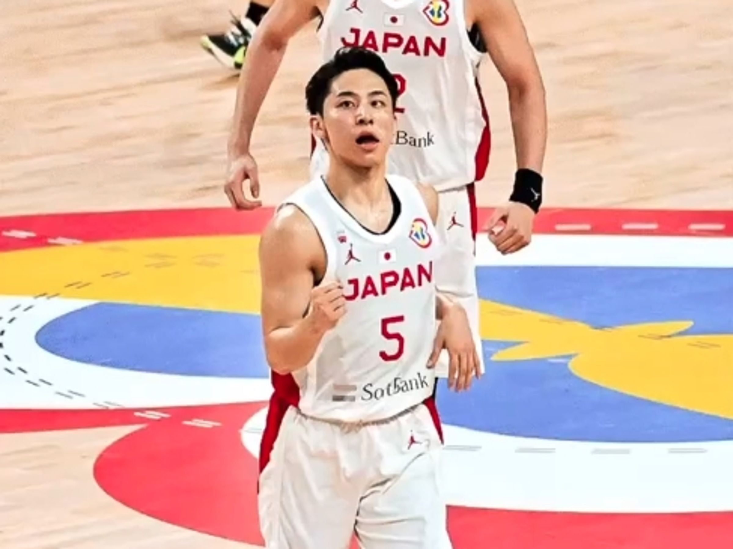 日本男籃昨日惜敗法國,被吹犯規的河村勇輝事後受訪坦言他不認為自己有犯規。(翻攝自@kawamurayuki_ IG)