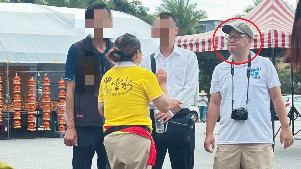 前地球公民基金會執行長蔡中岳（右1）被指加入張峻團隊。（讀者提供）