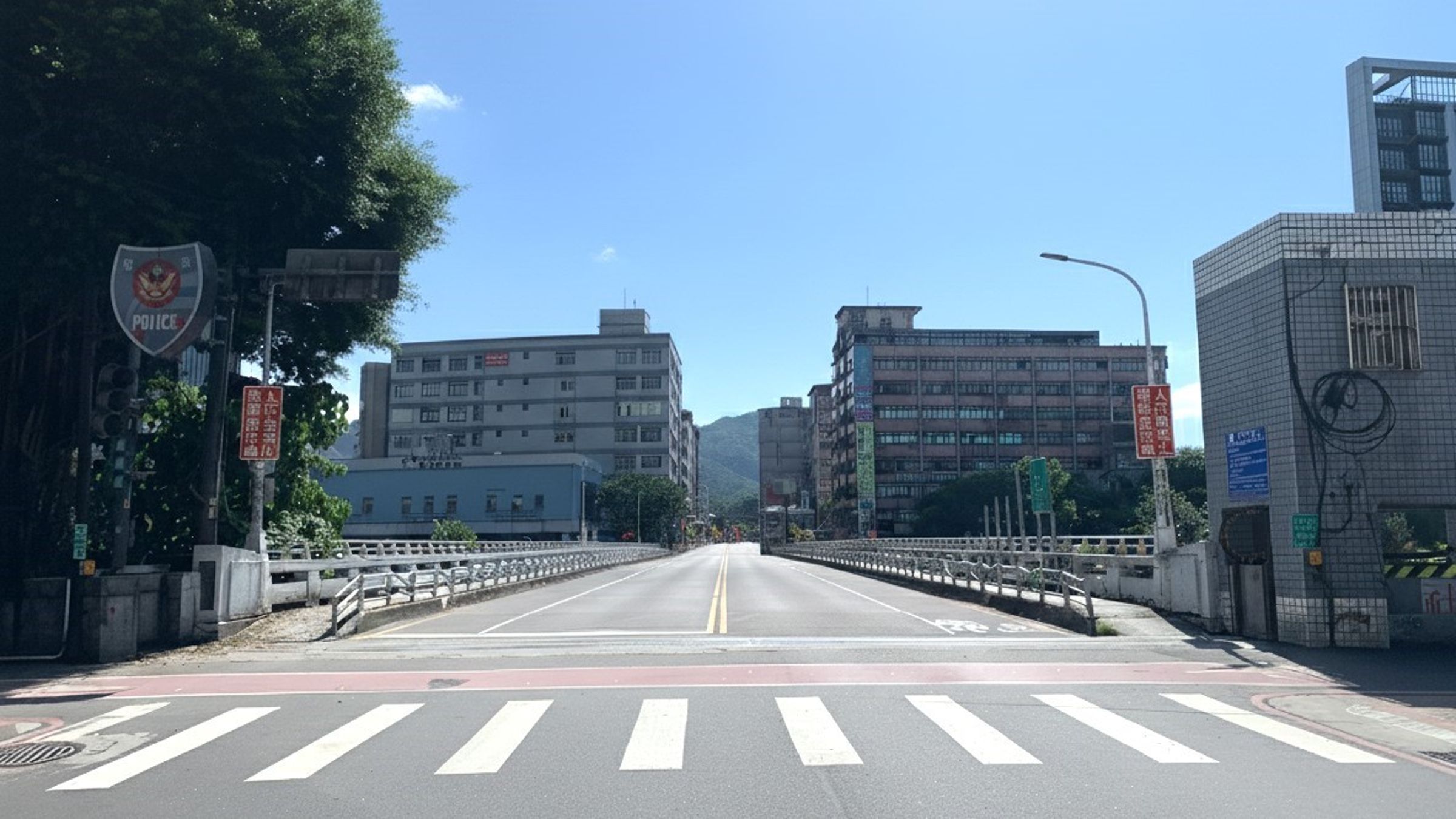 汐止社后橋陸閘軌道更新，12/15起夜間施工「採單向管制」。（取自新北市水利局官網）