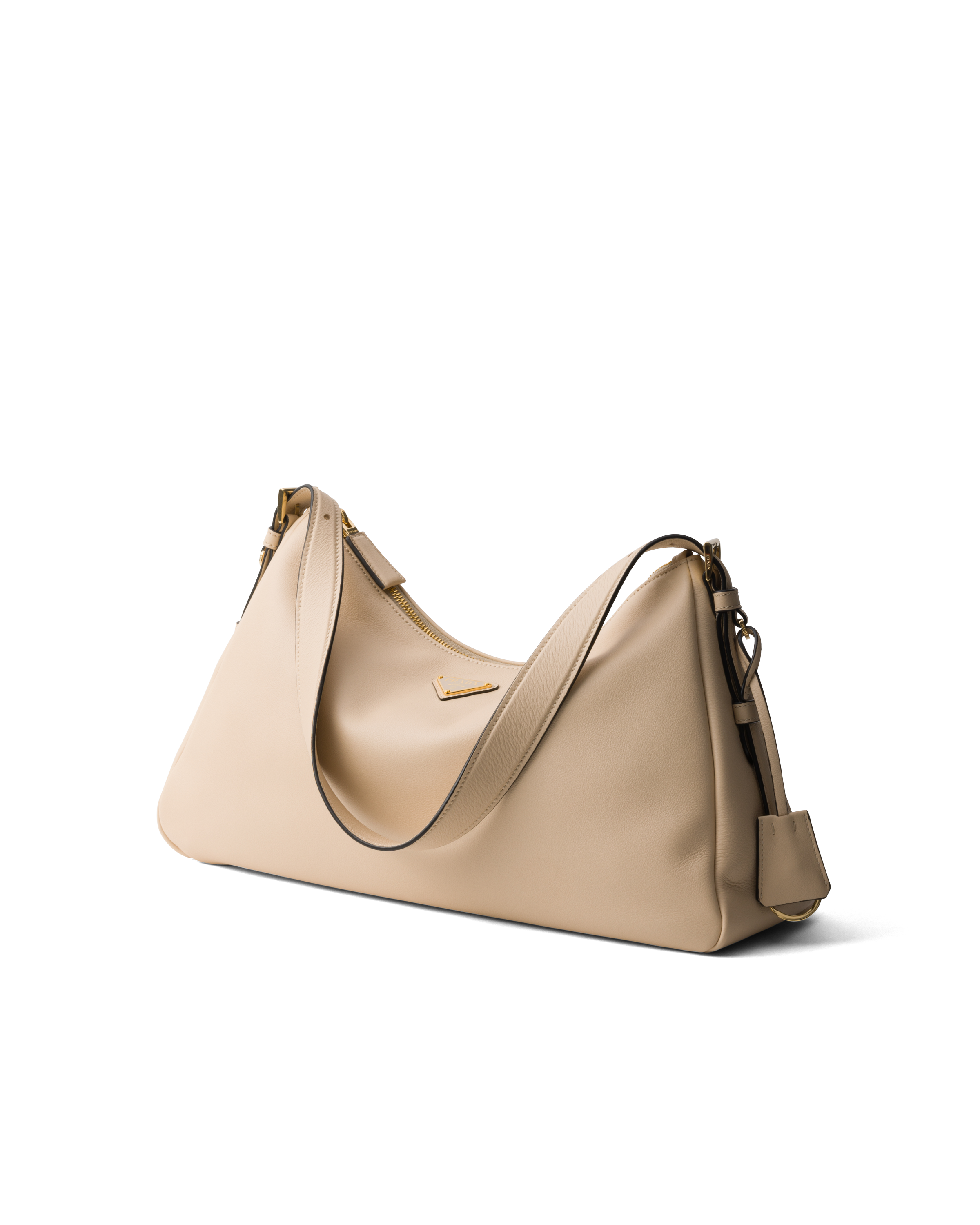 Aimée皮革肩背包。NT$105,000（PRADA提供）