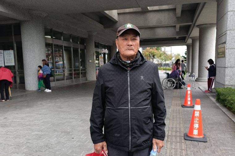 花蓮大馬村長曬照報平安。（翻攝自大馬村長Threads）