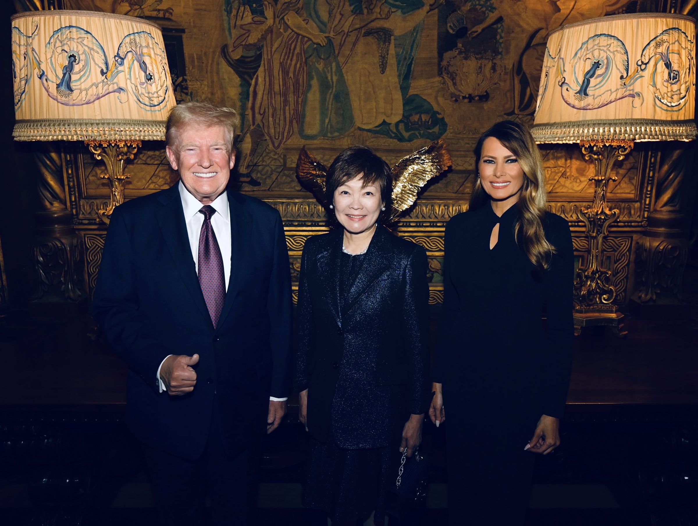 安倍昭惠搶先石破茂與川普夫婦2人會面。(翻攝X@MELANIATRUMP)