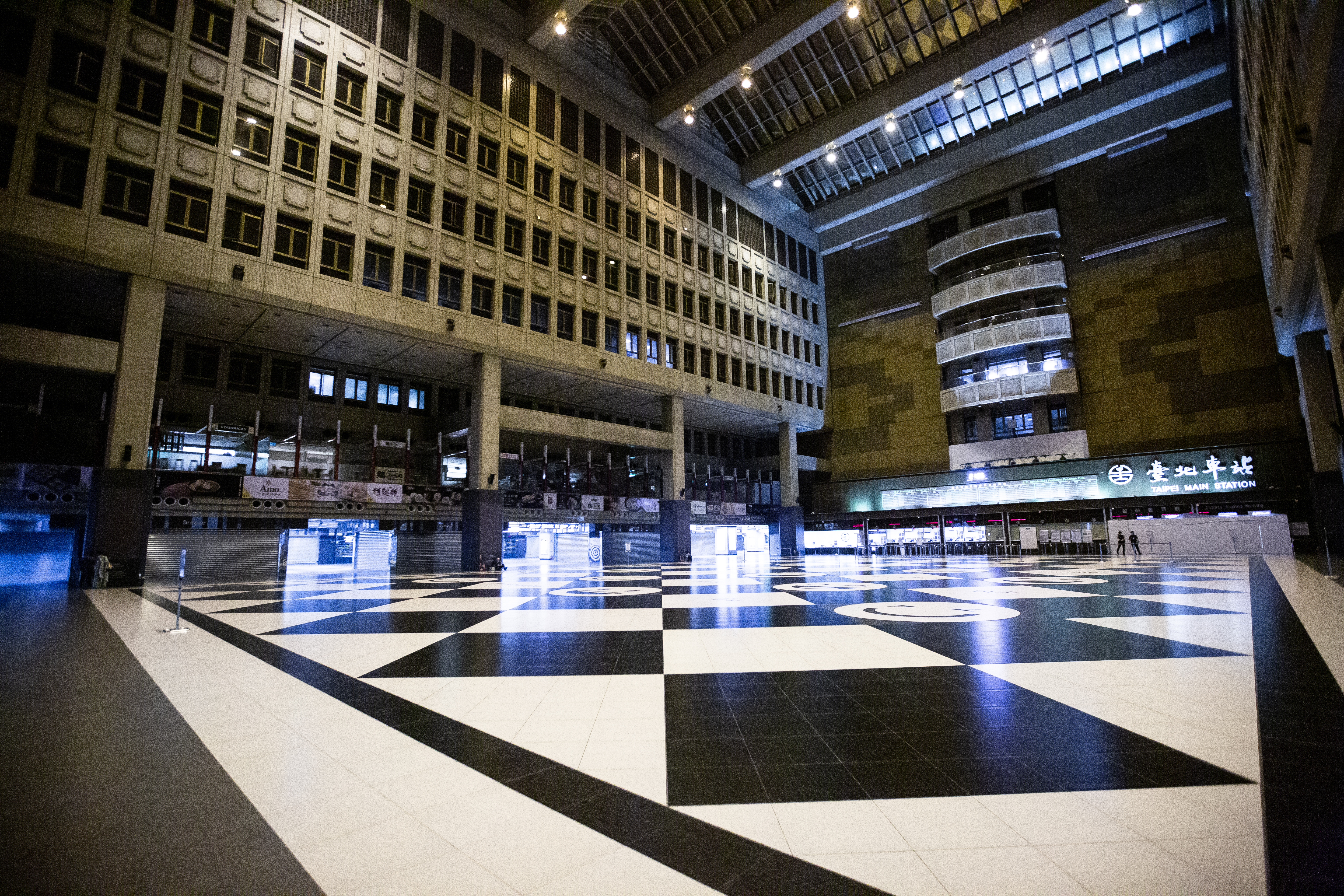 台北車站國慶前夕發生當街性侵案。（本刊資料照）