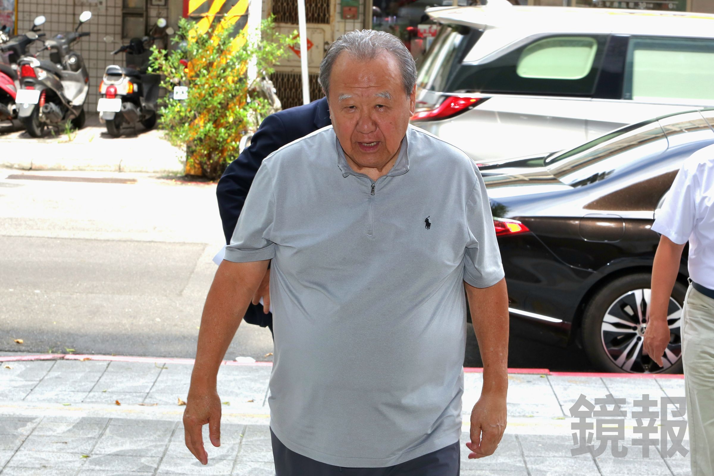 台玻總裁林伯實犯行使業務登載不實文書罪2罪,士林地院一審判應執行1年4月。(鏡報姜永年)