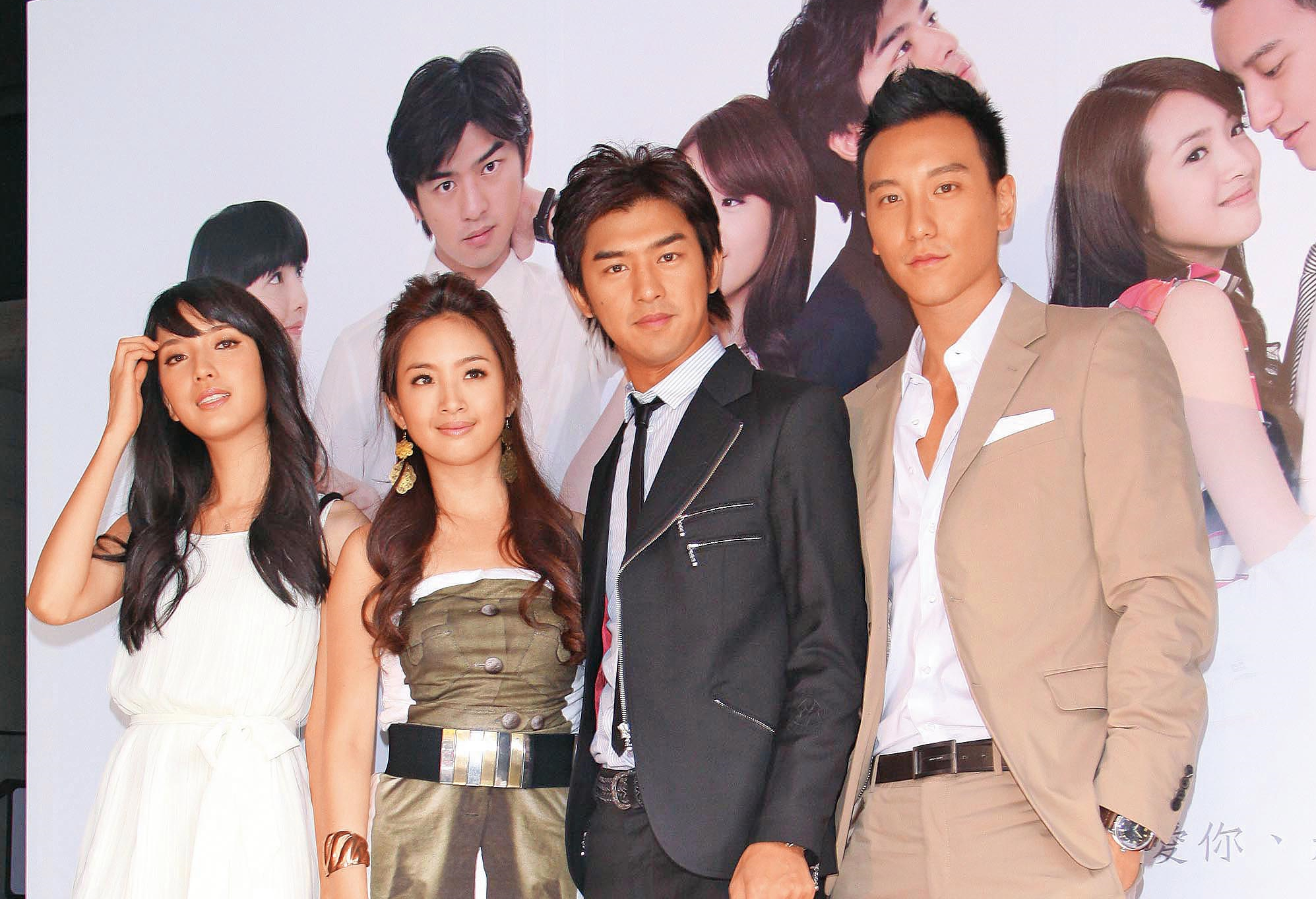 陳匡怡（左一）演《我可能不會愛你》後，知名度瞬間抬升。右起王陽明、陳柏霖、林依晨。	（東方IC）