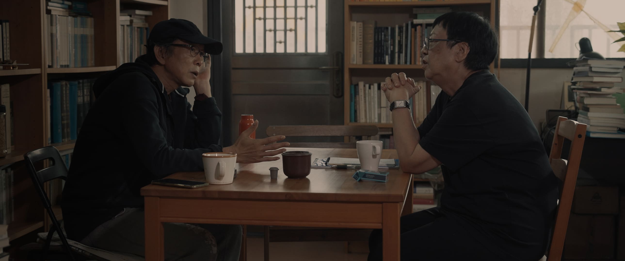 黃燦然（左）的《哀歌》是許鞍華（右）第一次接觸到他的作品。（佳映提供）