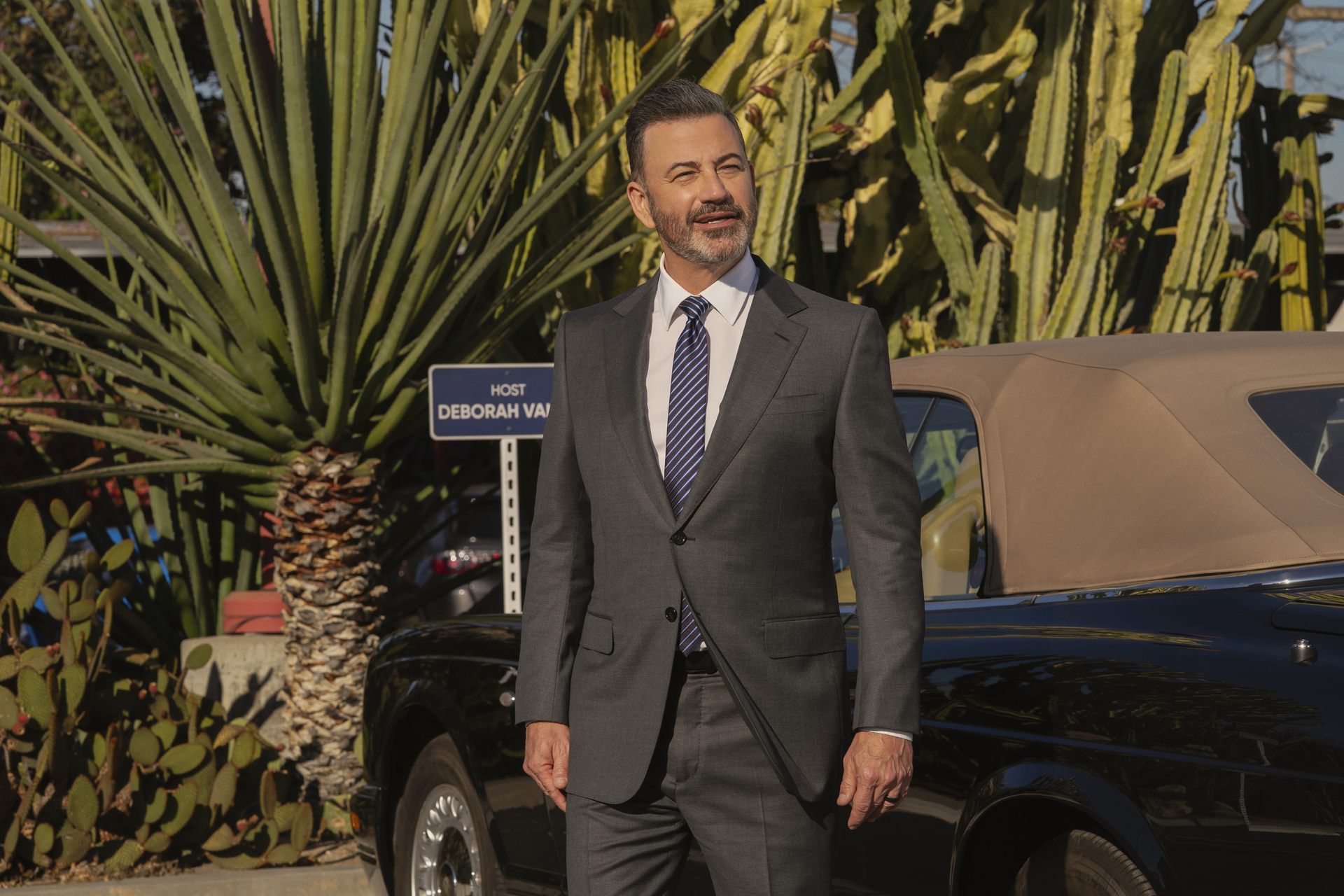 吉米金莫在HBO影集《天后與草莓》第4季客串演出他自己，沒人料到後來戲外的發展，竟然也跟劇情不謀而合。（HBO提供）