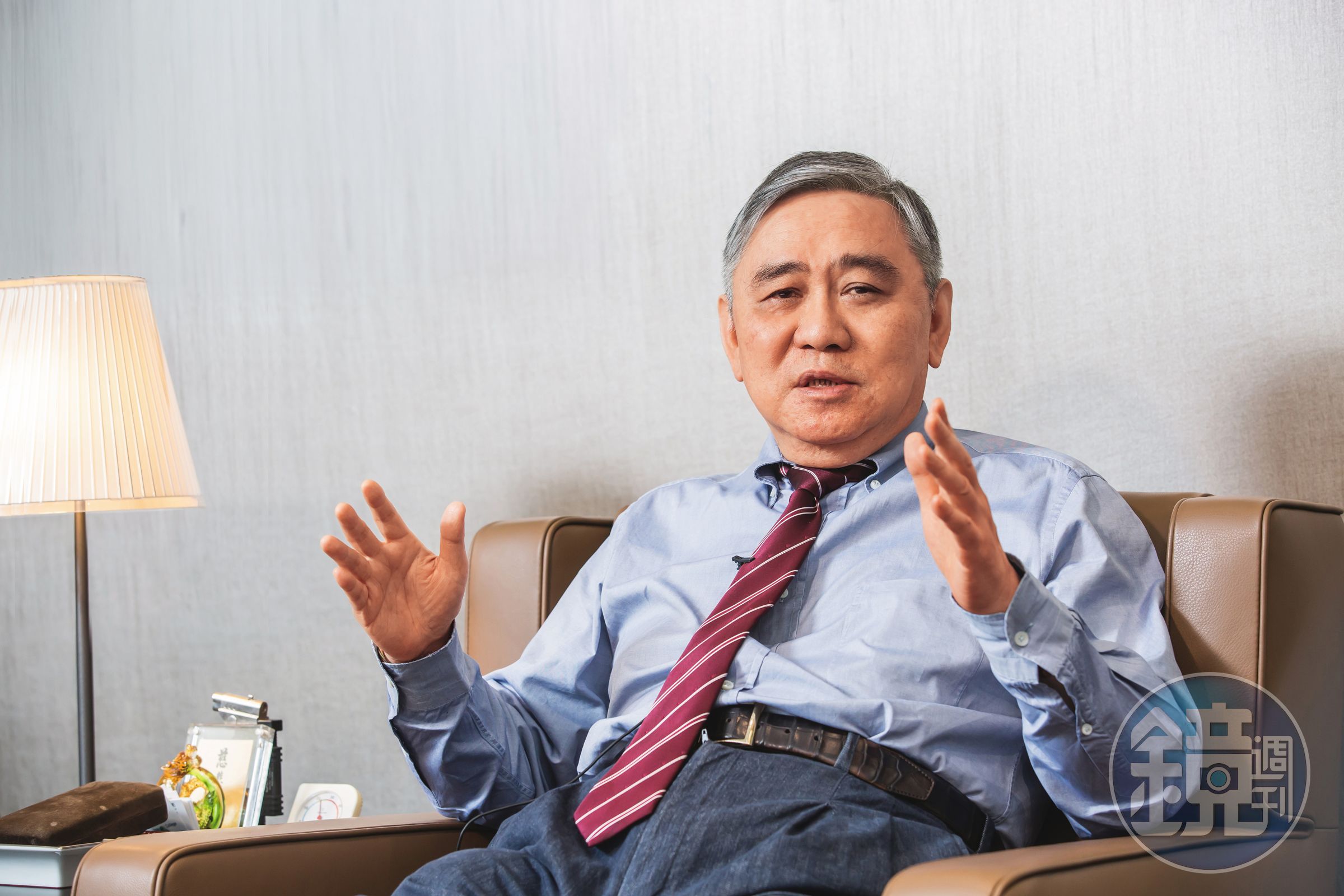 宏仁集團總裁王文洋去年捲入桃花劫，但身體硬朗的形象深植人心，吸引友人揪他商討男性保養食品投資。
