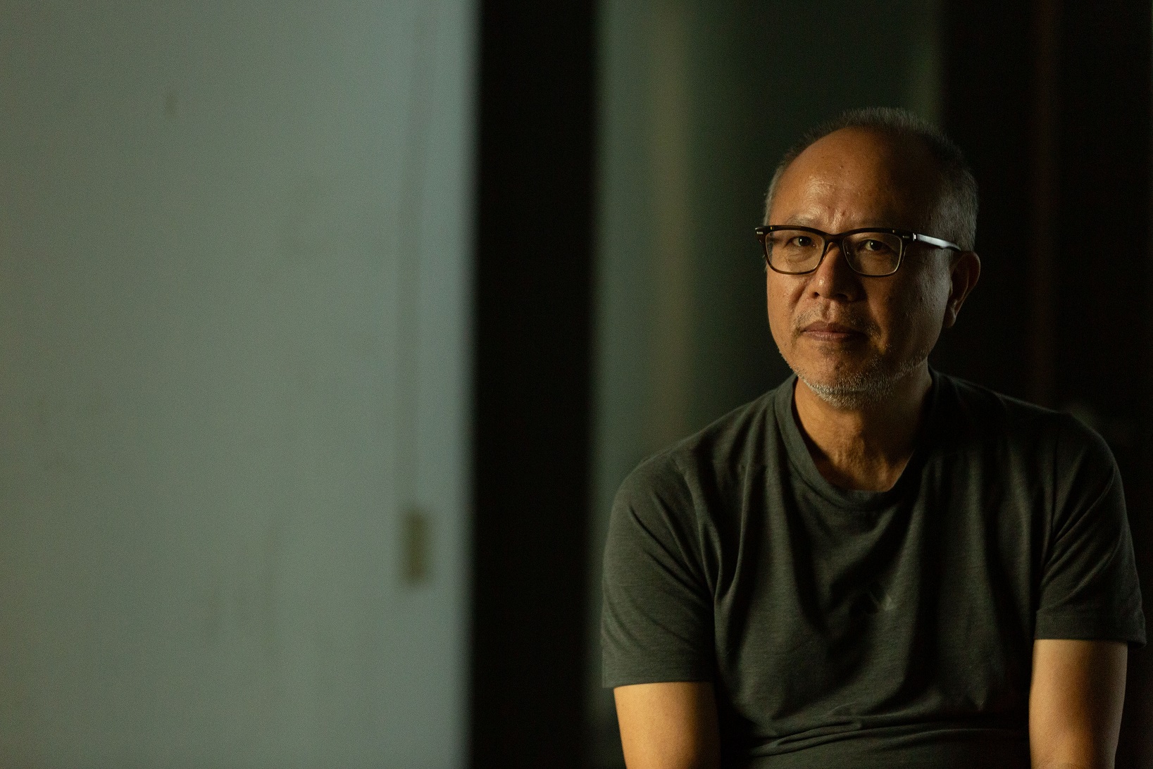 導演鍾孟宏的新作從類型電影切入台灣歷史，藉一起起兇殺案揭開時代的創傷。