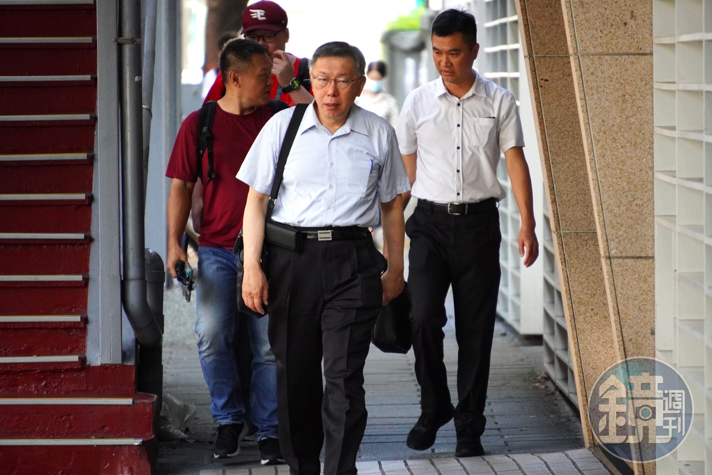 柯文哲陷政治獻金申報不實風波中。(本刊資料照)