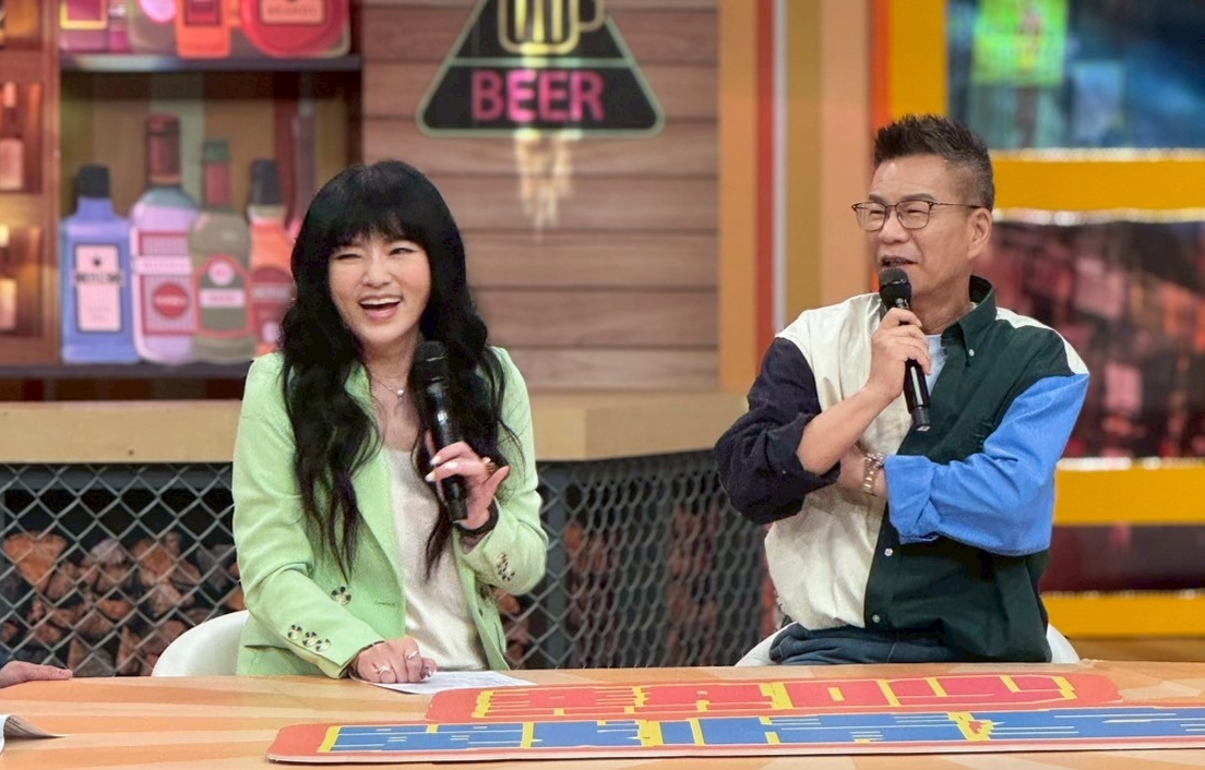 唐綺陽昨天po文，提到才代班跟玉琳哥同台錄影2次，玉琳哥就治病去了。（翻攝自唐綺陽臉書）