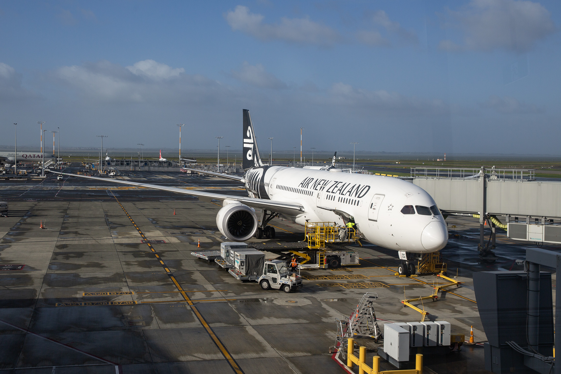 紐航以全新改裝的B787-9夢幻客機執飛台北—奧克蘭航線，從機艙、座椅到餐飲服務都重新打造。