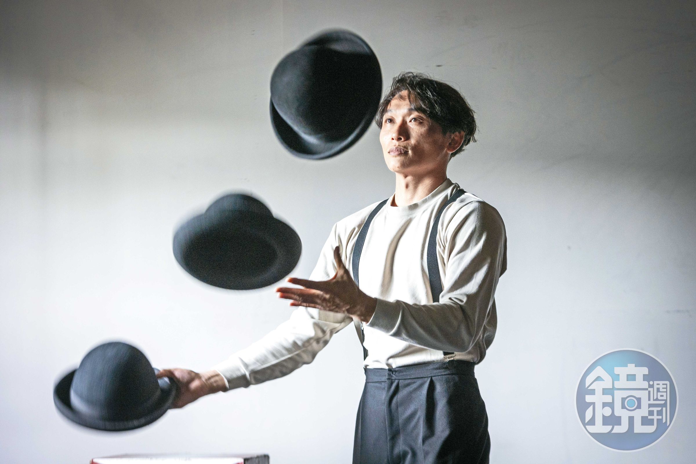 陳冠廷是FOCASA副團長，負責演員行程與訓練，這次演出負責丟帽子雜耍。