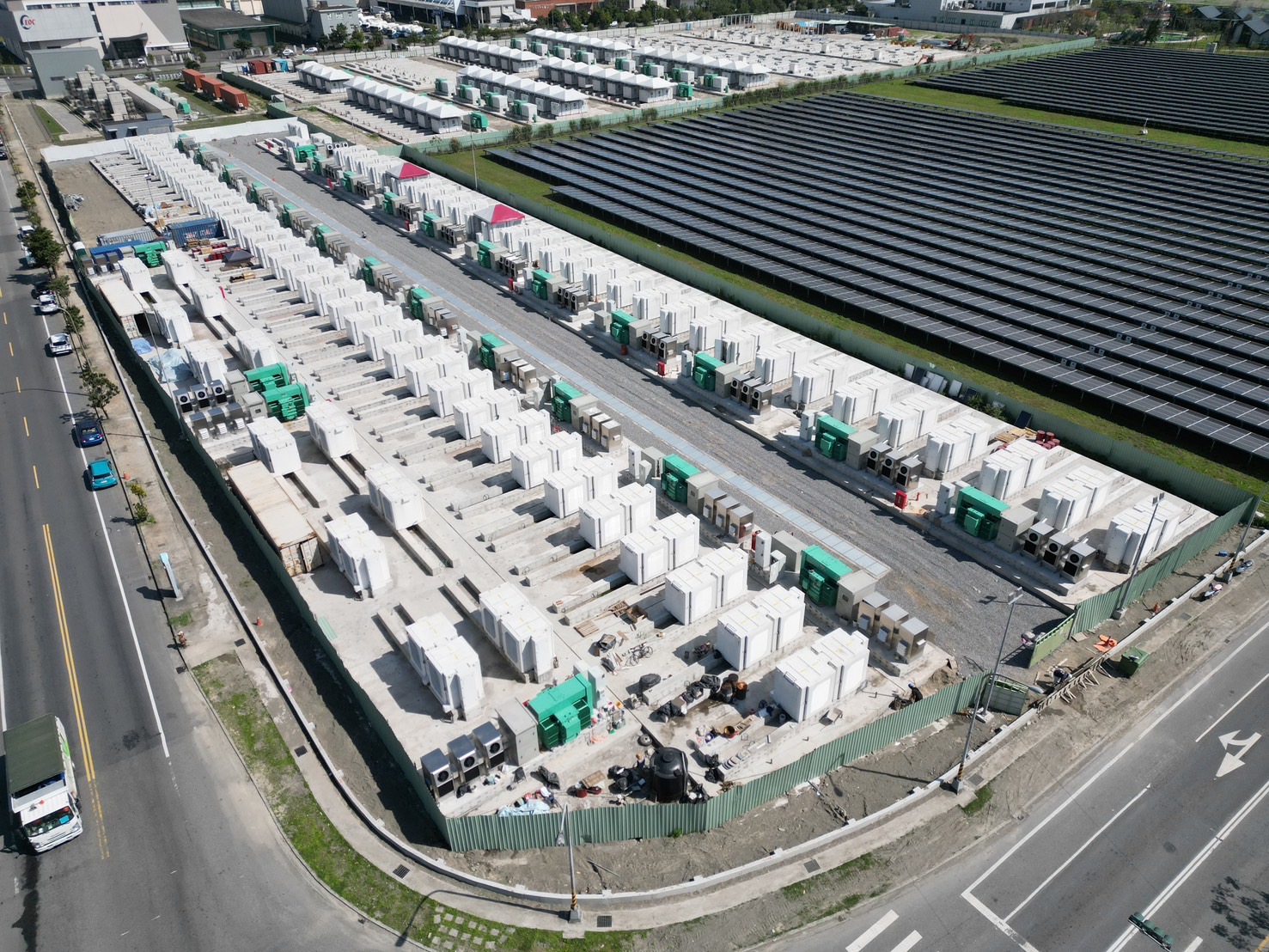 宜蘭縣五結鄉100MW 容量之儲能案場，是全台最大單一儲能案場，具高度指標性意義。（雲豹能源提供）