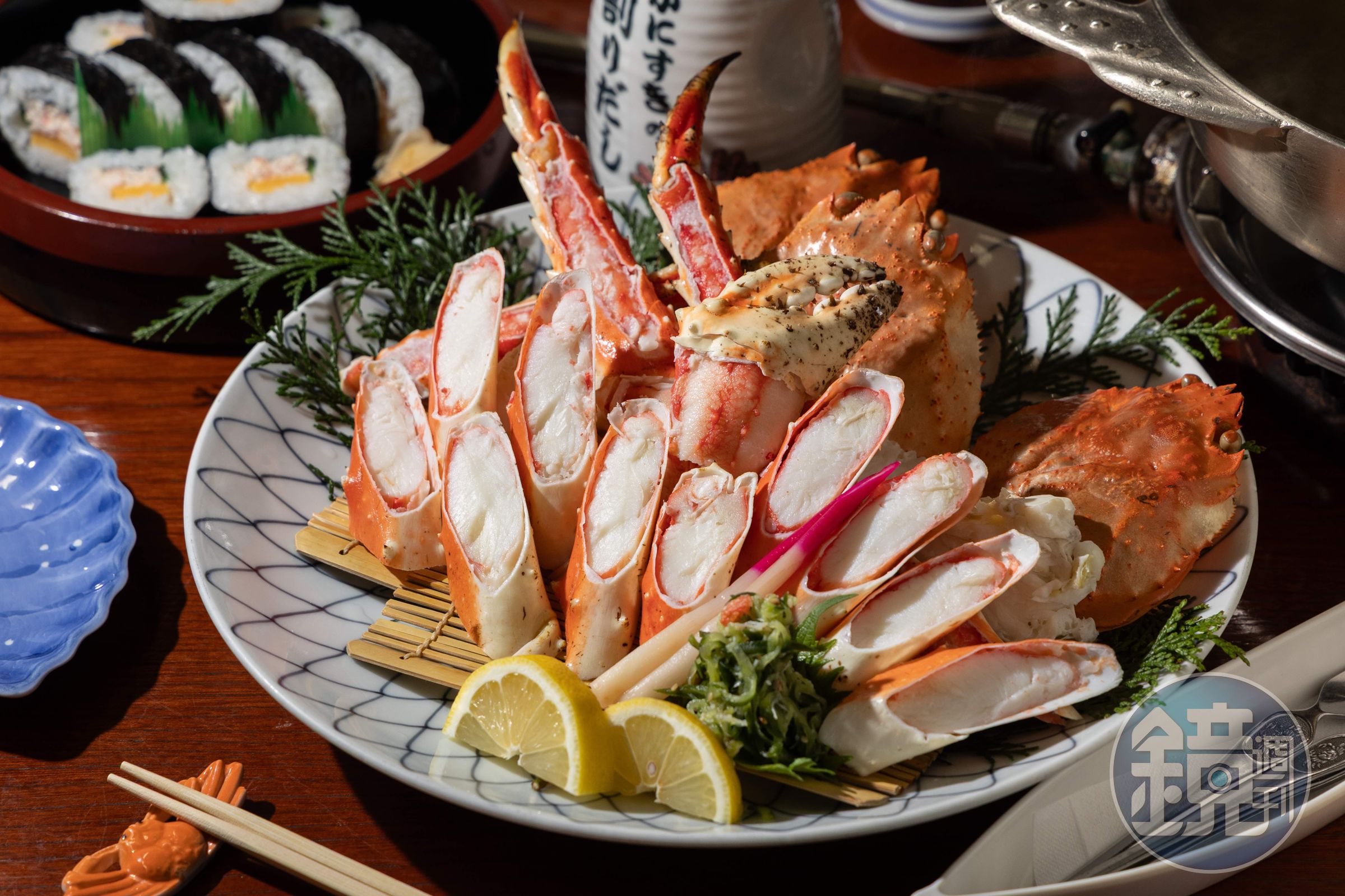 「本タラバゆでかに」將肥美帝王蟹水煮，用蟹肉原始的鮮甜決勝。（10,500日圓／中盤，約NT$2,081）