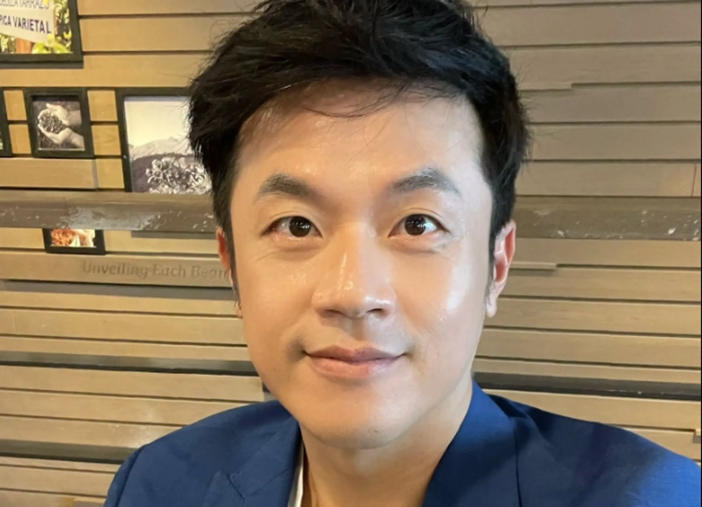 焦糖哥哥退出政壇求職,今日分享自己經歷。(翻攝自焦糖哥哥臉書)