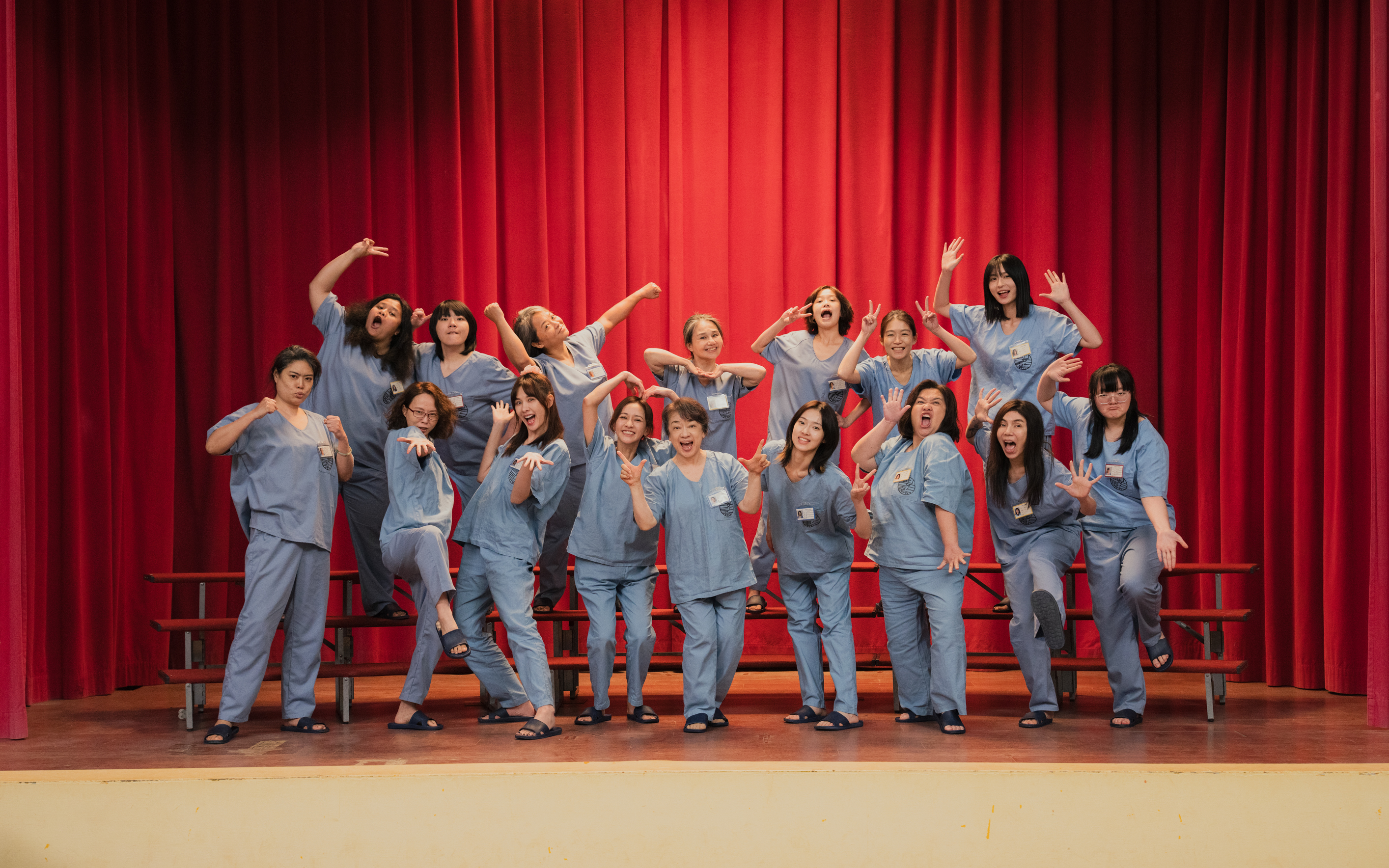 《陽光女子合唱團》描述監獄裡一群女犯人從互看不爽，到後來以歌聲溫暖眾人，是部有笑有淚的作品。（壹壹喜喜提供）