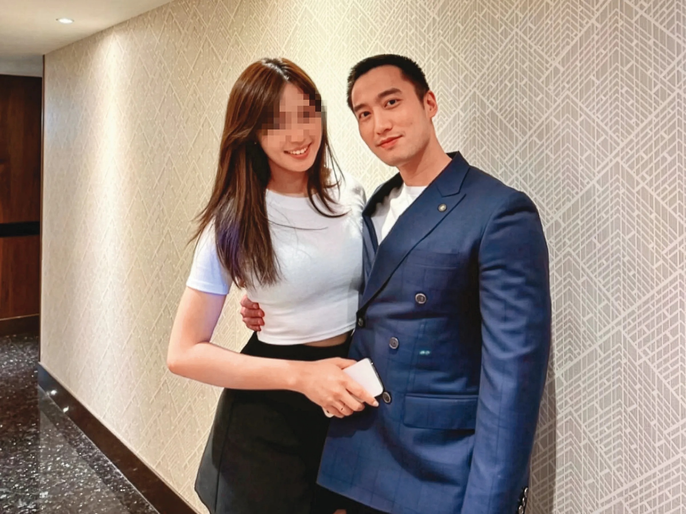 賴弘國（右）和老婆Alice（左）3年婚姻傳出生變。 （翻攝自賴弘國IG）