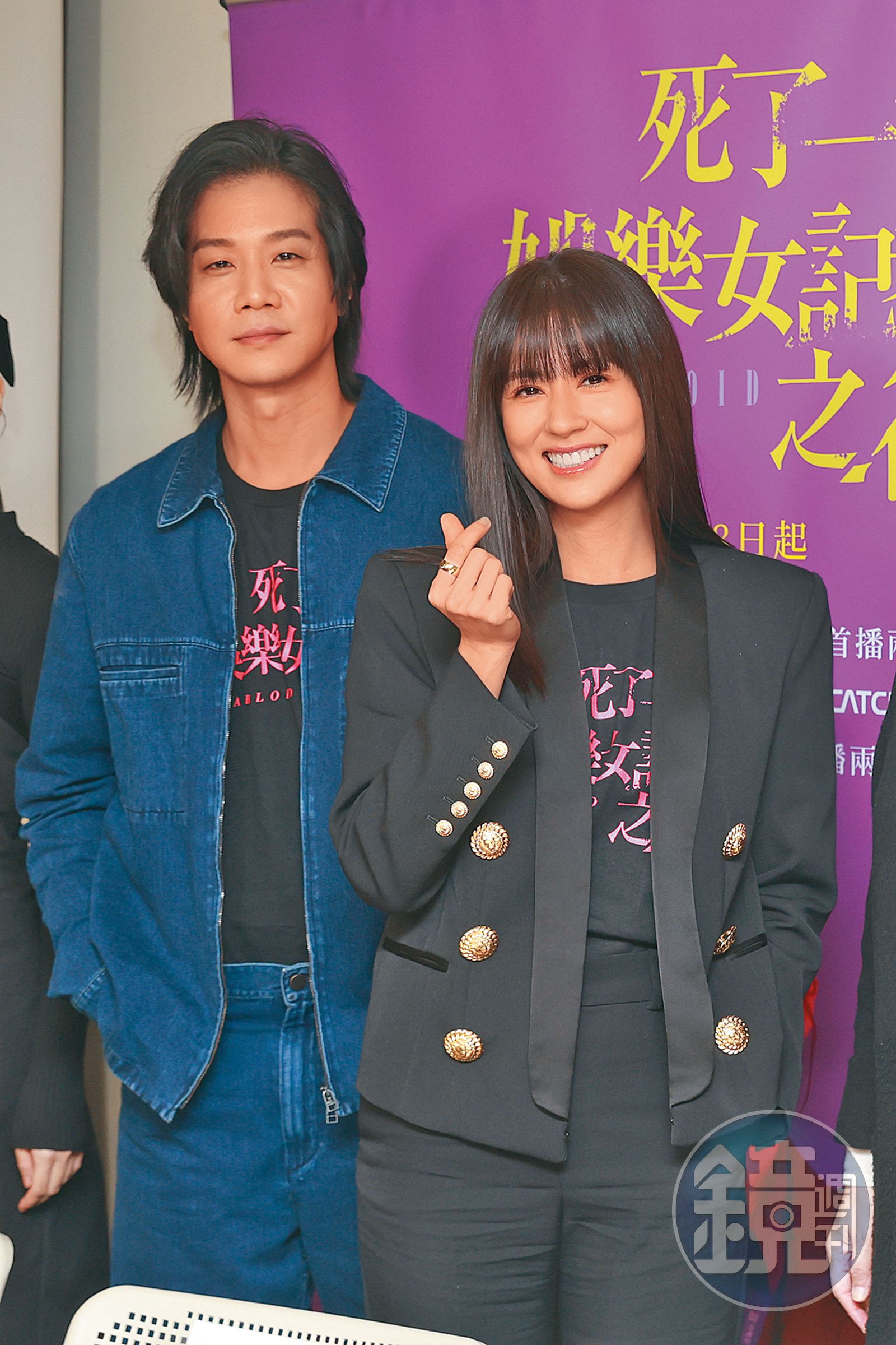 薛仕凌（左）在《死了一個娛樂女記者之後》扮演狗仔記者，演技備受肯定。右為林予晞