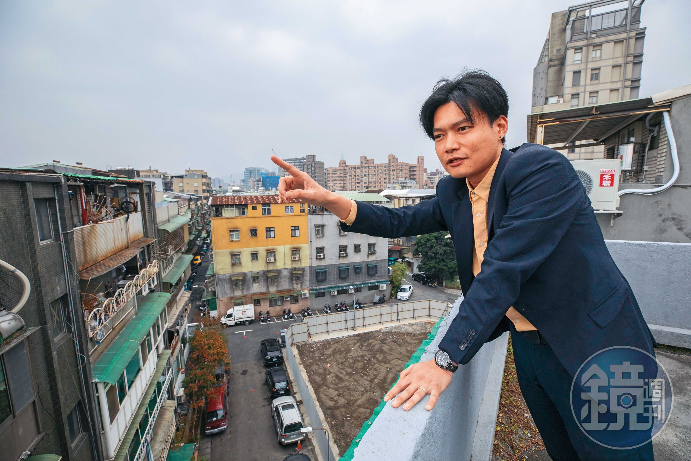 包租公林泰博專攻老公寓,投報率嚴控5%門檻,在新北市坐擁4屋,月租金收入達17萬元。
