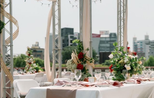 堪稱戶外婚禮始祖的「心之芳庭」宣布將在3月31日熄燈。（翻攝自心之芳庭臉書）