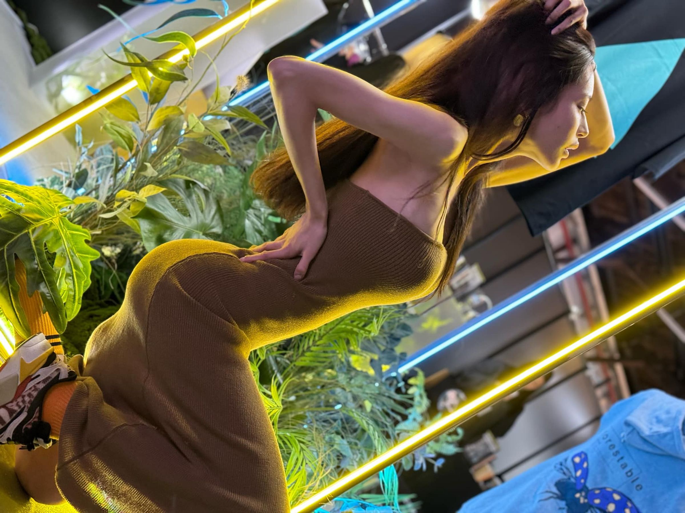 Keanna發文承認的確和情色平台加了聯絡方式。(翻攝自Keanna臉書)