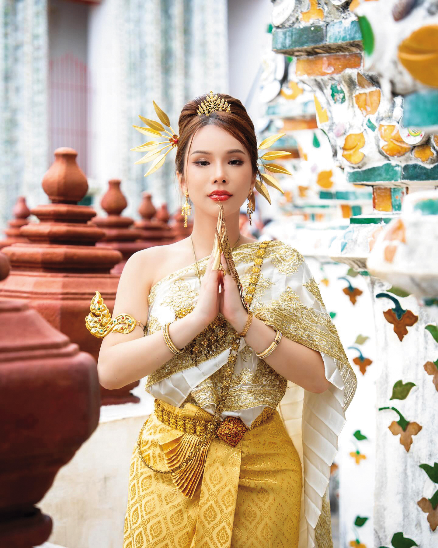 小A辣在泰國拍了一系列美照，透露常有男生前來搭訕。（翻攝自小A辣臉書）