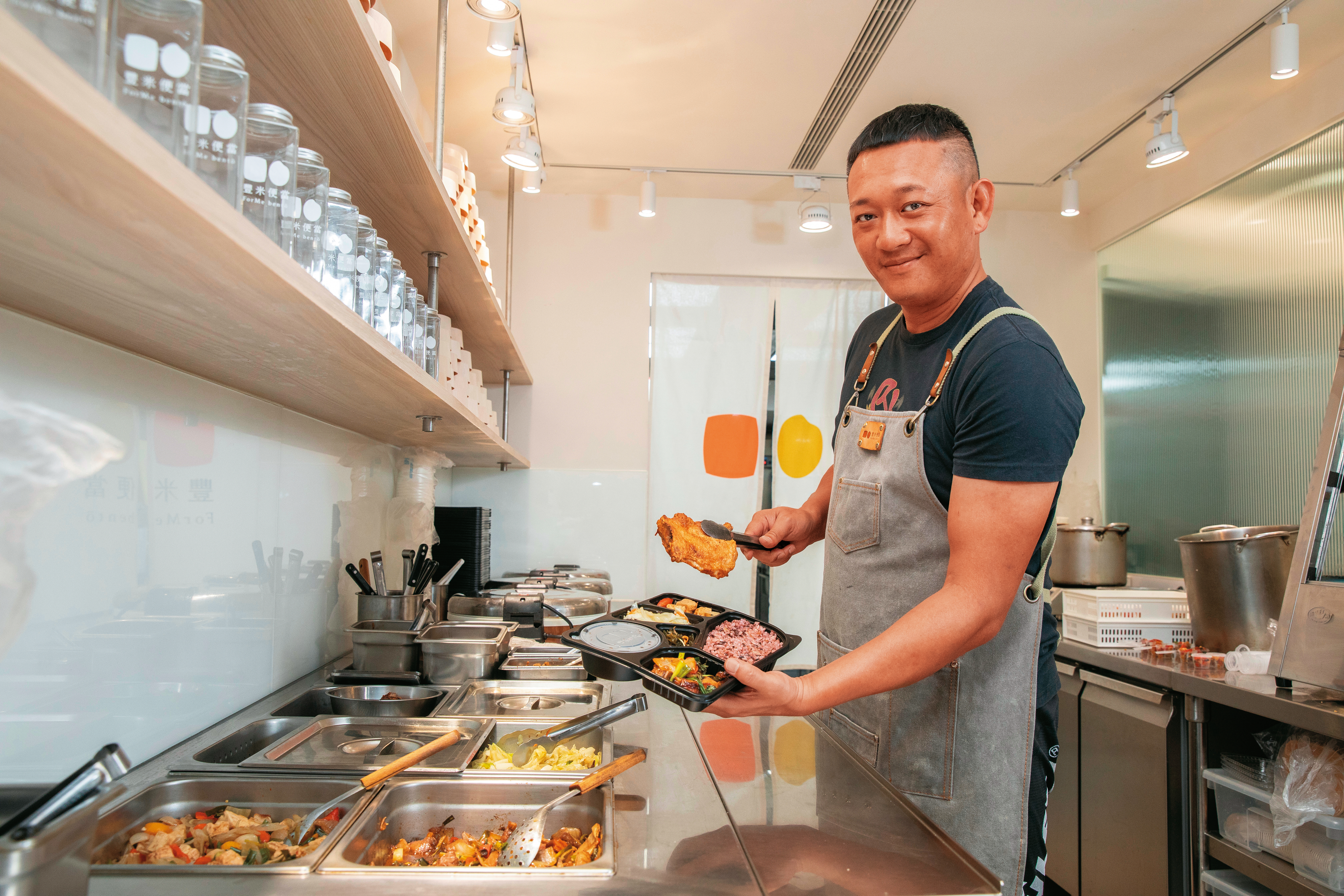 施俊豪2年前接手豐米，讓傳統便當店轉型為新竹科技新貴、醫護都愛吃的低油便當。