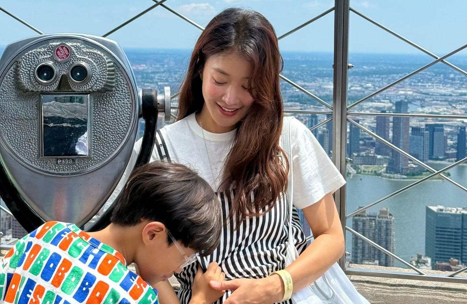 韓國女星李施聆離婚四個月後宣布,透過試管胚胎懷上前夫第二個孩子。(翻攝李施聆INS)